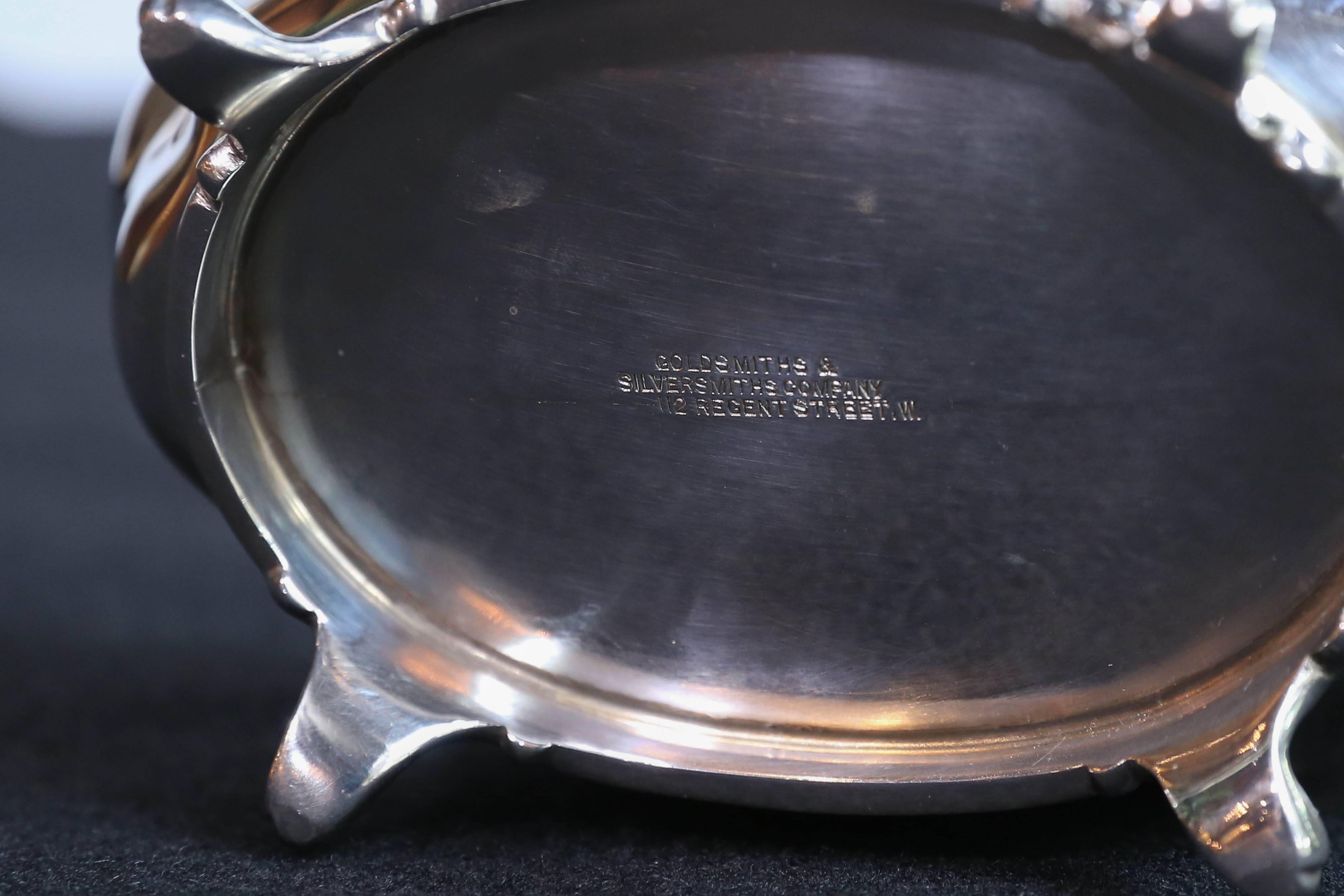 Silver English Sterling Trinket Box of Ovoid Form, Opens with a Hinge Top, 19th Century