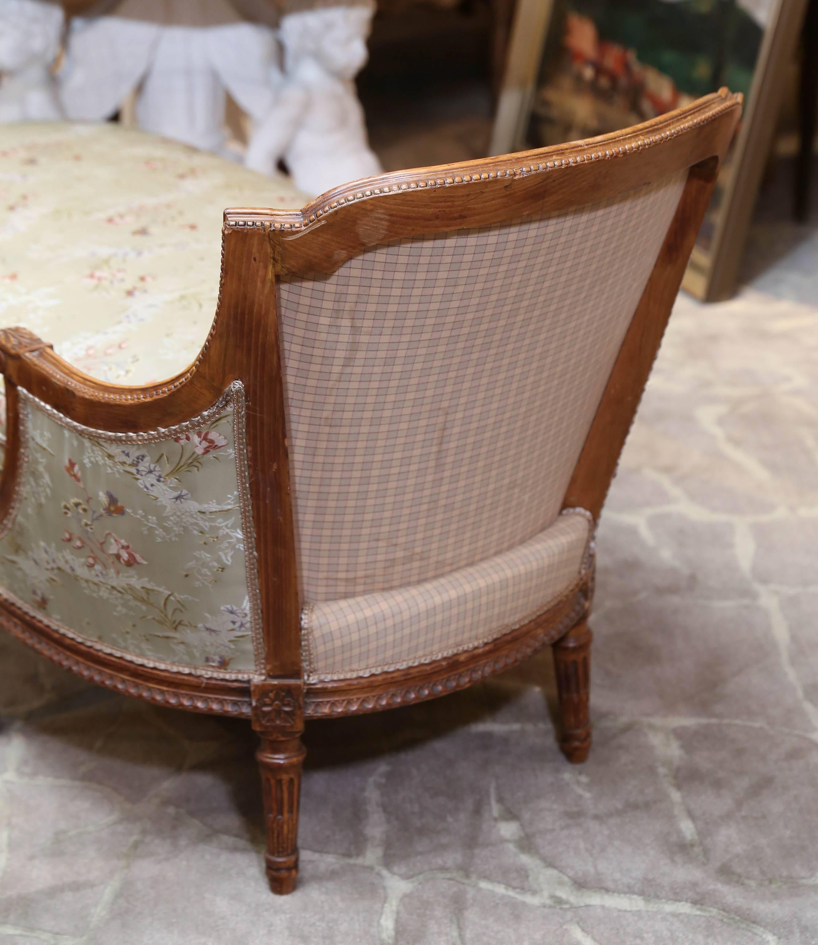 Contemporary Louis XVI Style Chaise Longue with Silk Upholstery