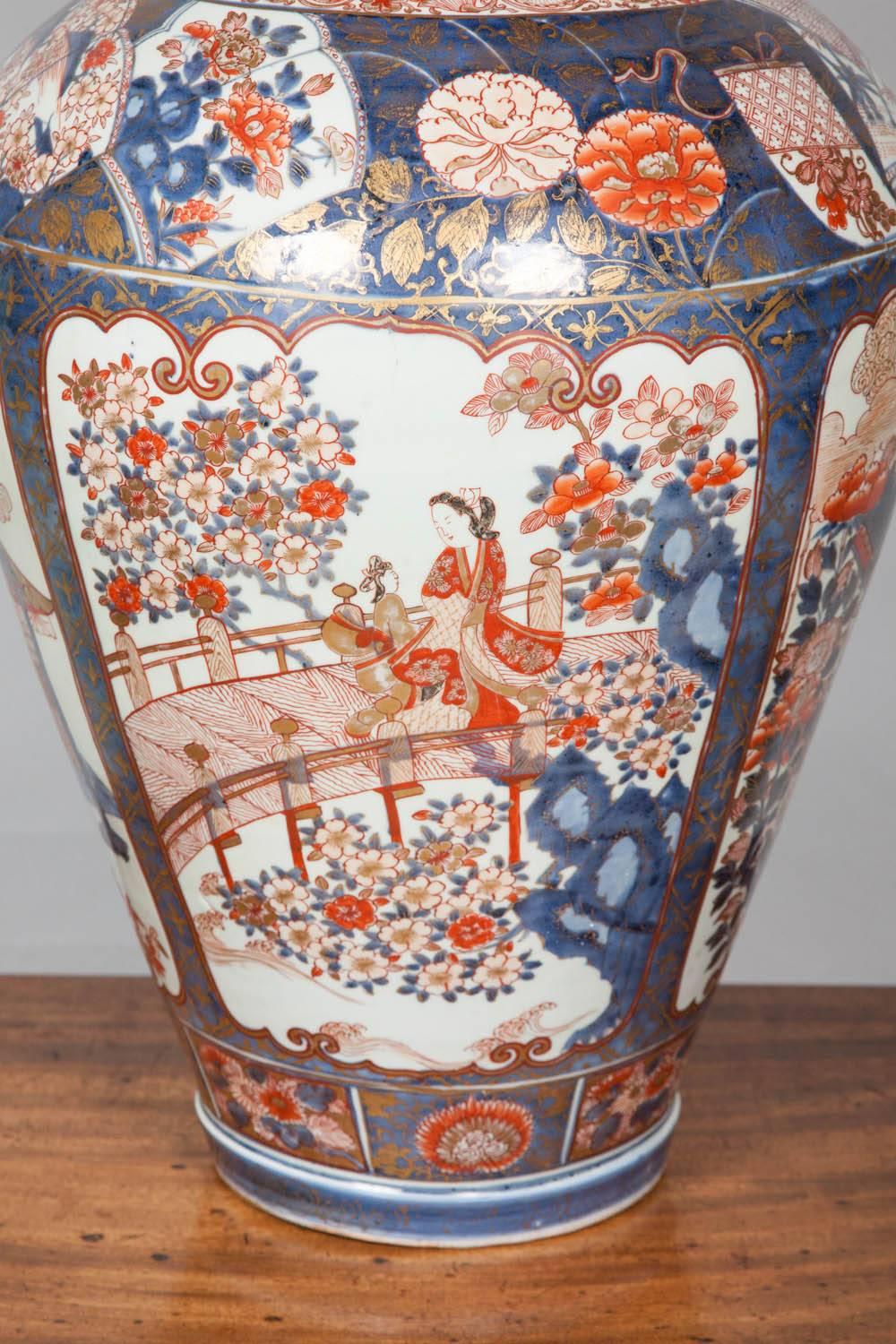 17th Century Imari Vase and Cover 5