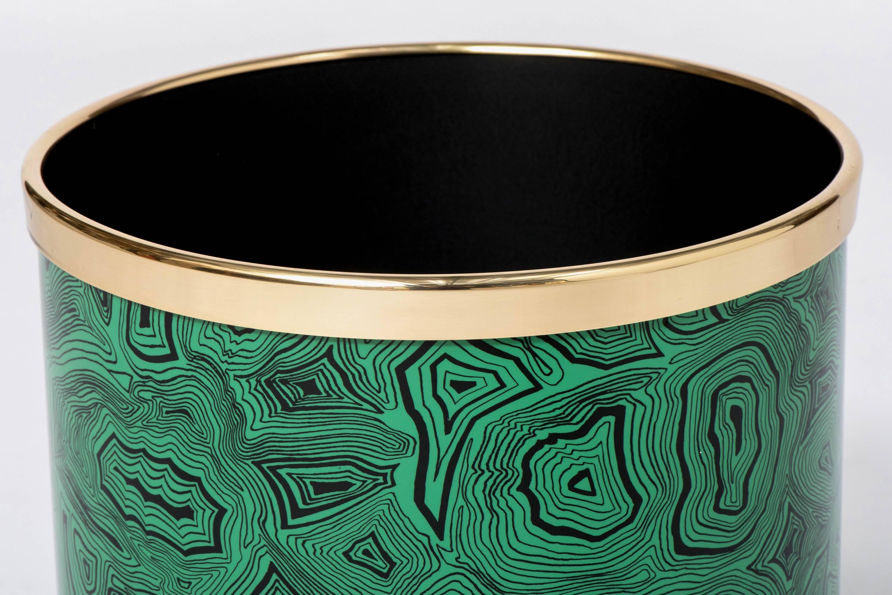 Barnaba Fornasetti paper basket malachite green with chromed details, Italy 2017.
Lithographically printed metal.
28 cm high x 26 cm diameter