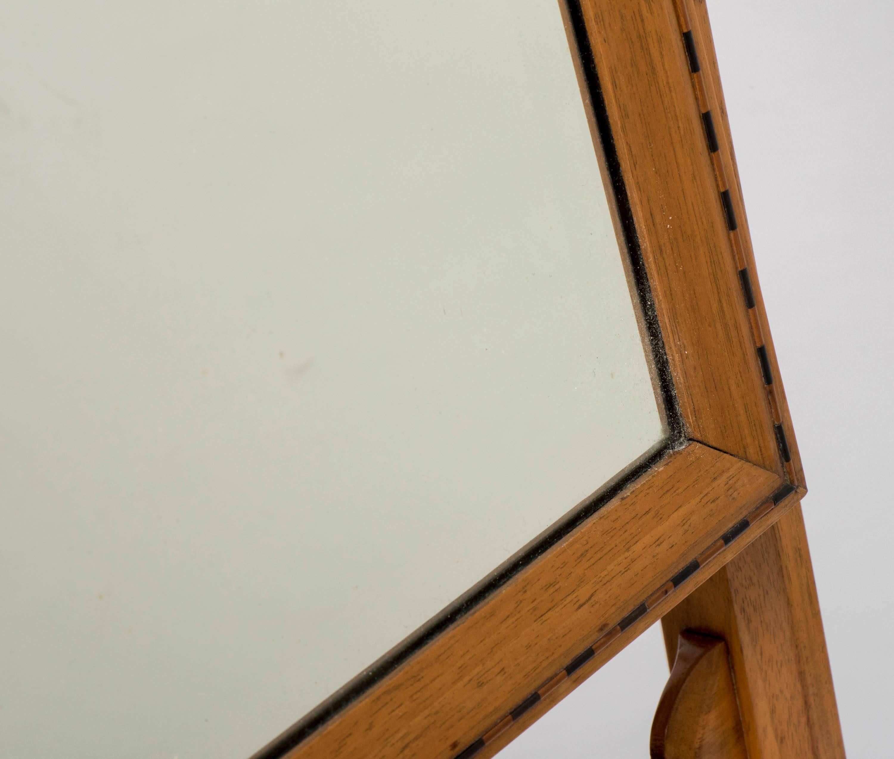 Gordon Russell walnut floor mirror with ebony and yew wood Inlay, England, 1925 For Sale 3
