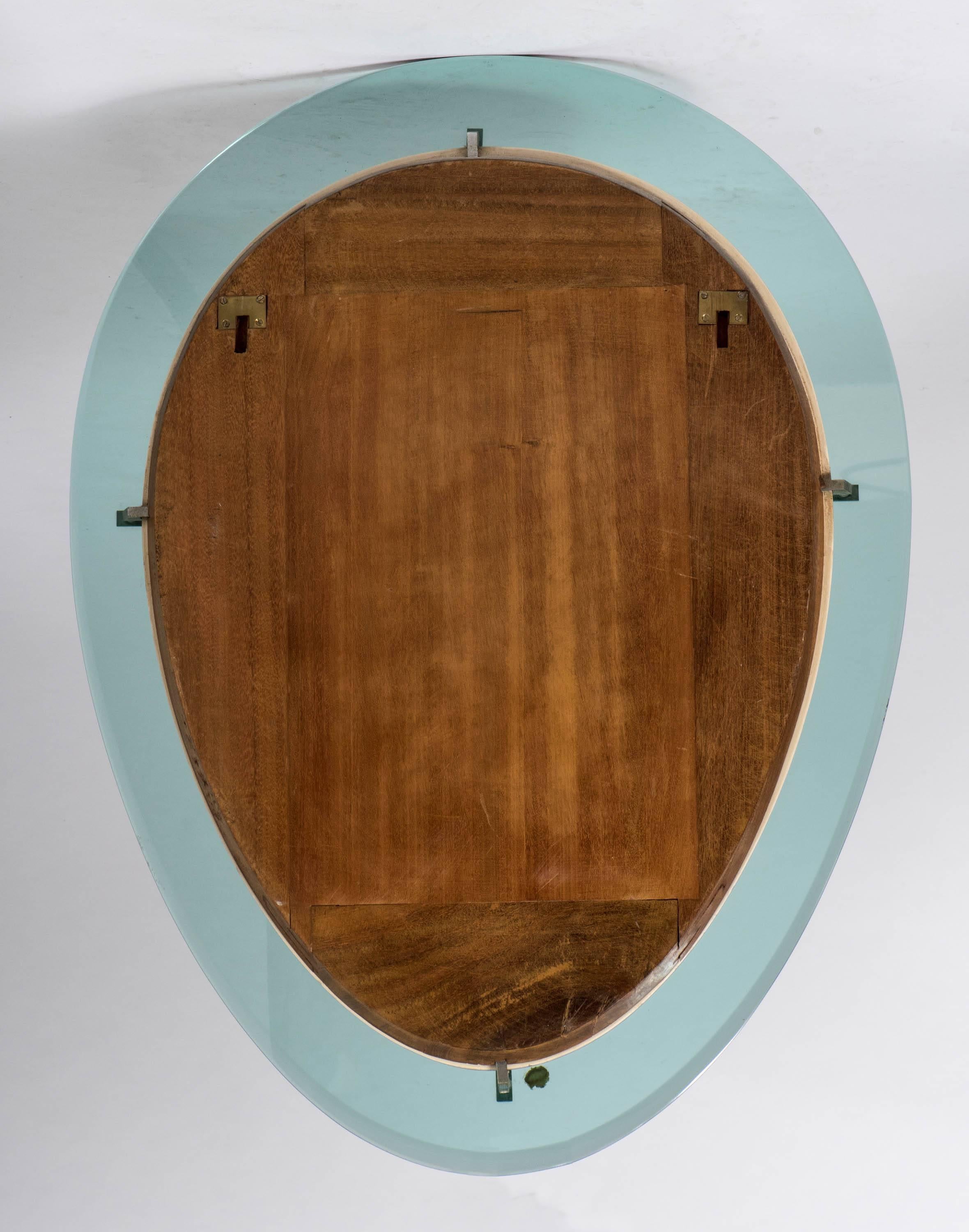 Mid-19th Century Cristal Art oval wall mirror with double glass border, Italy circa 1960 For Sale