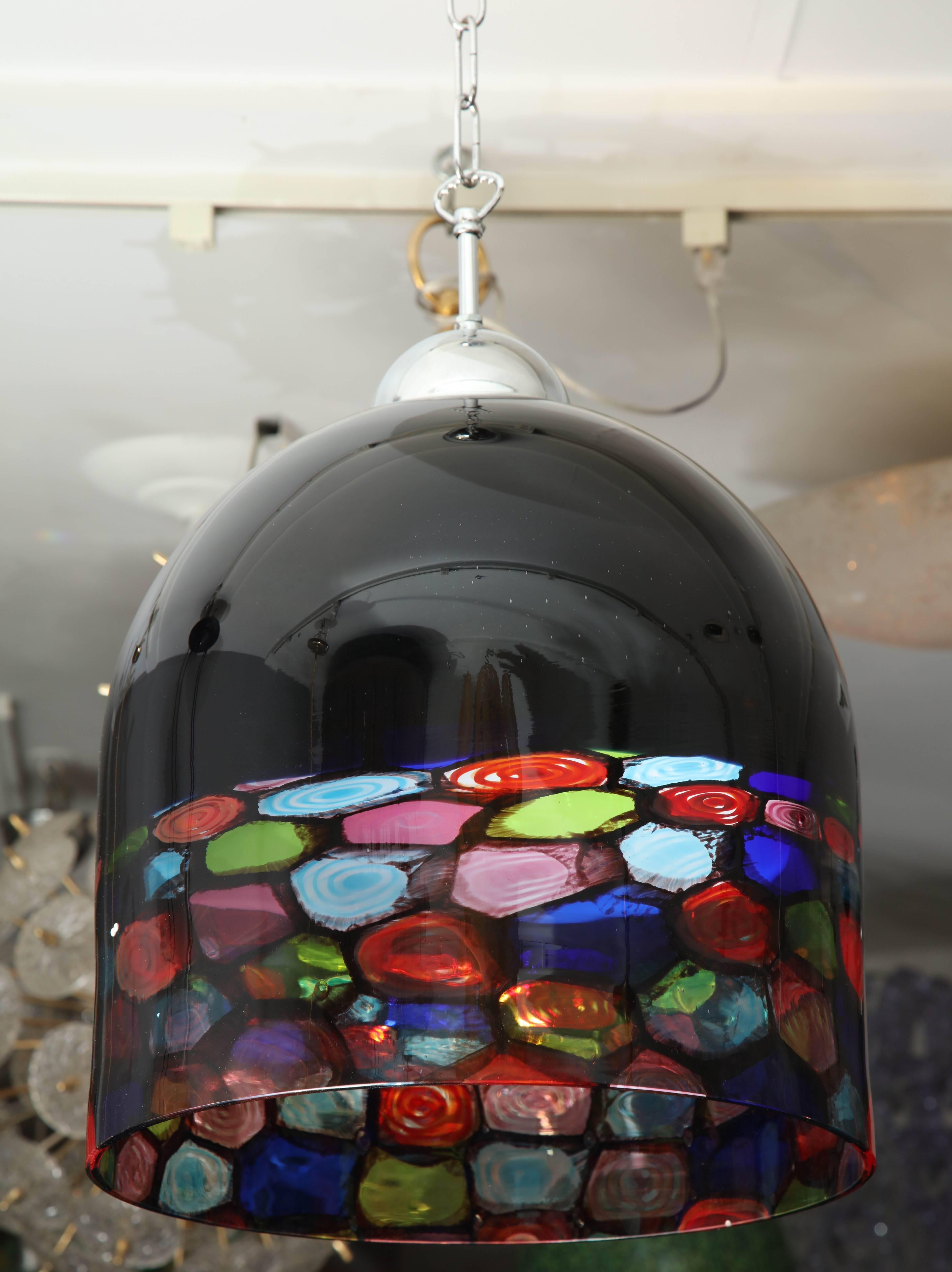 Mehrfarbiger Murano-Anhänger im Vintage-Stil (Italienisch) im Angebot