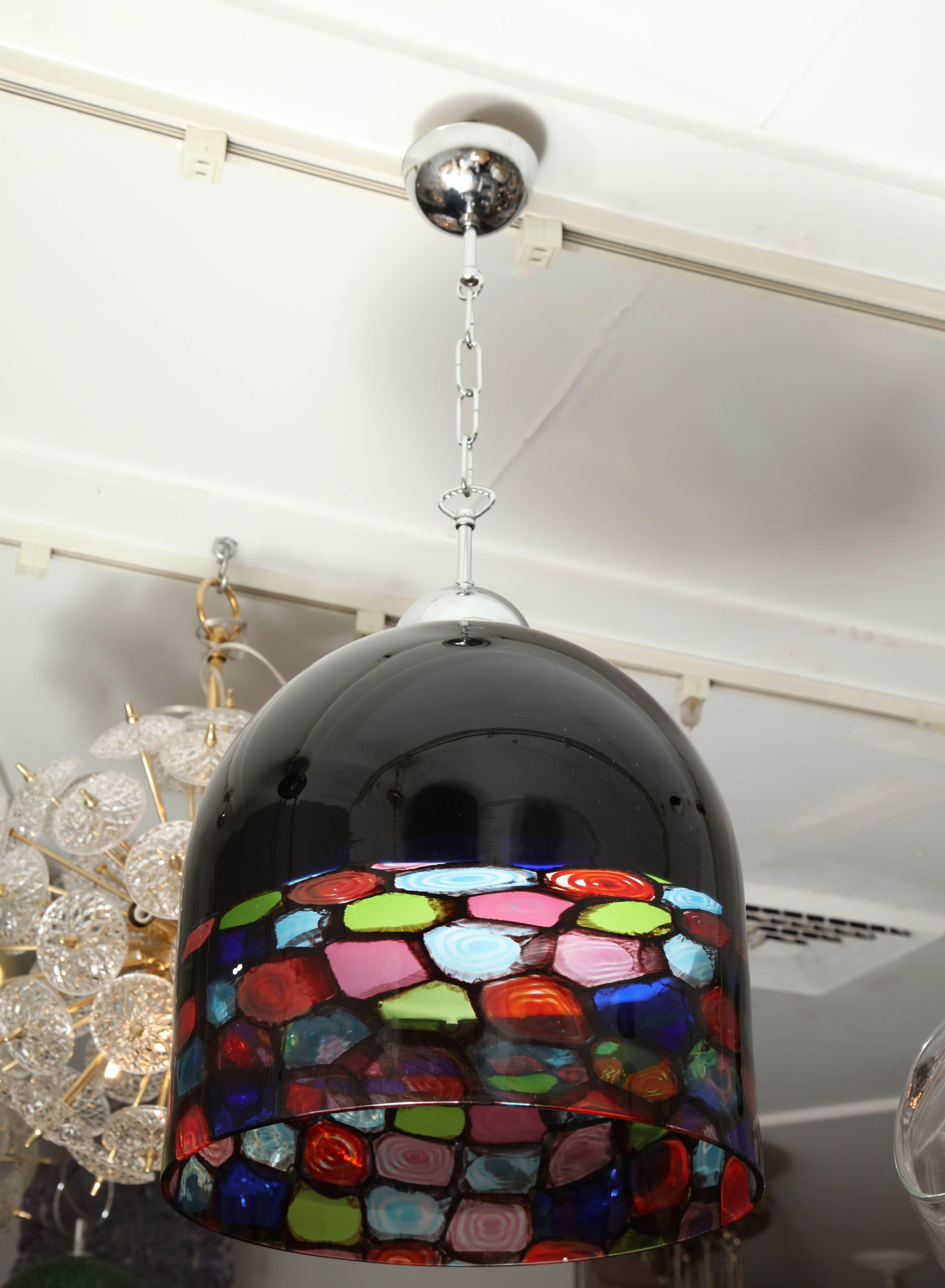 Mehrfarbiger Murano-Anhänger im Vintage-Stil (Moderne der Mitte des Jahrhunderts) im Angebot