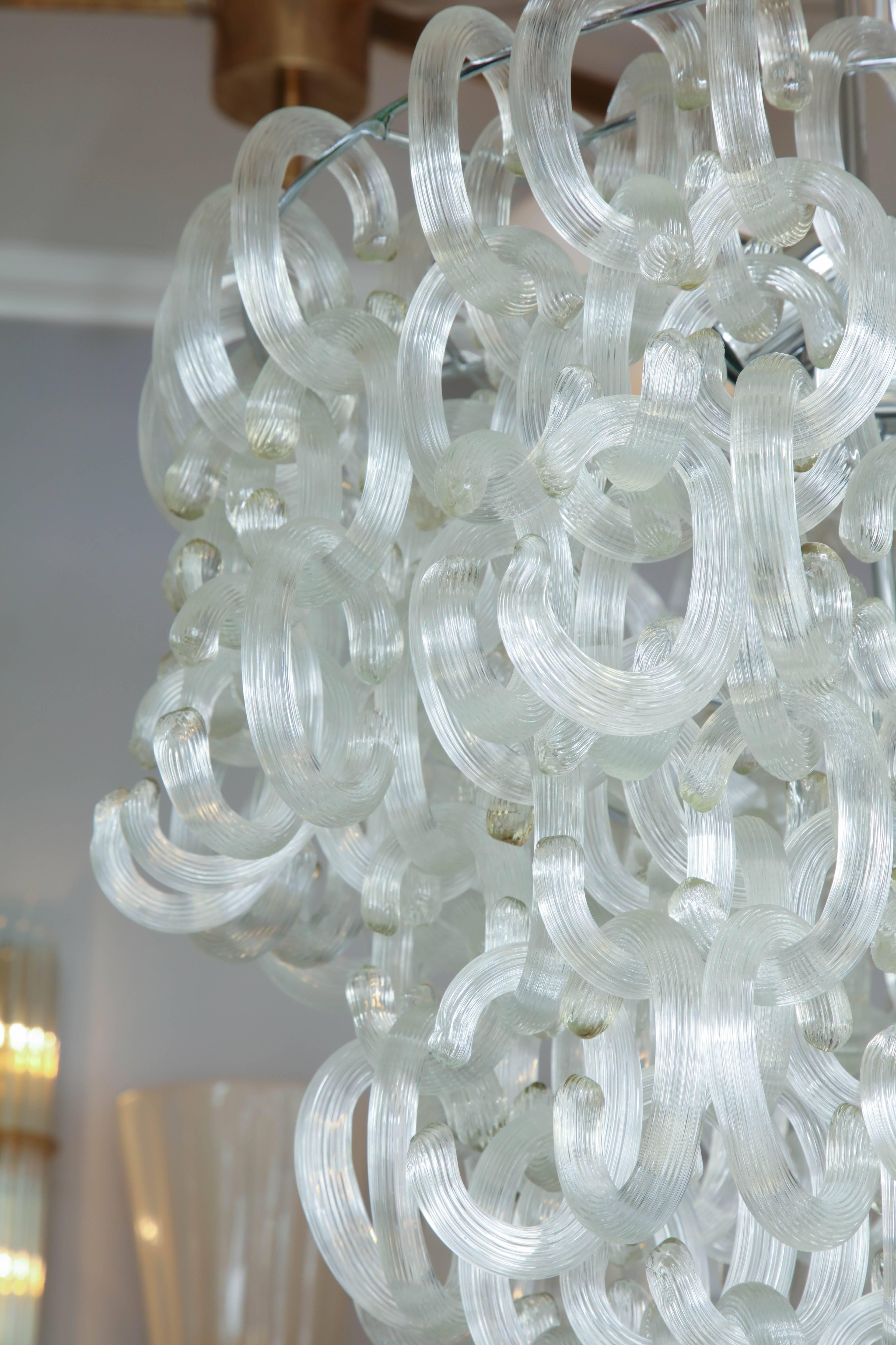 Custom Clear Murano Glass C-Link Chandelier In New Condition For Sale In New York, NY