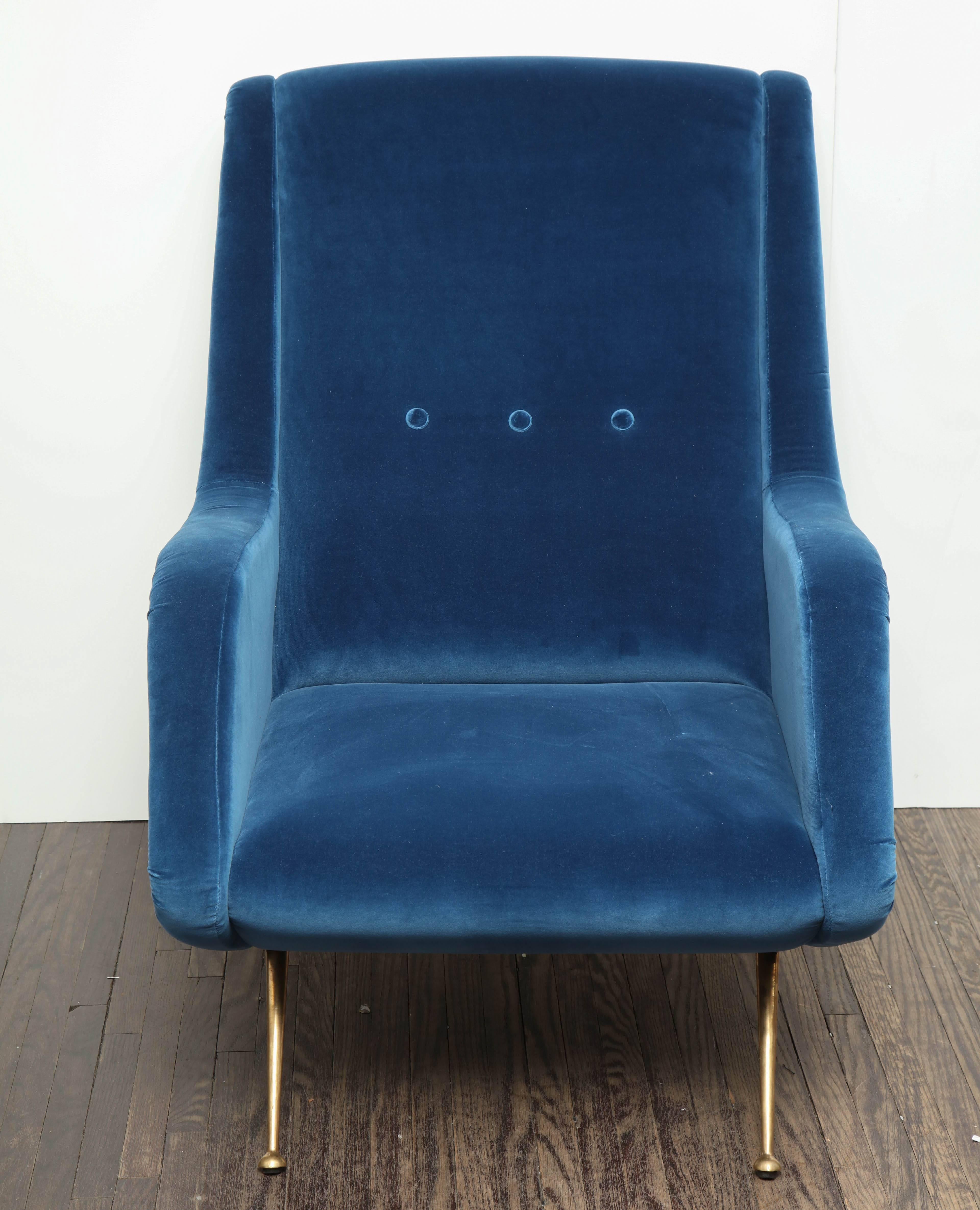 Pair of Parisi Vintage Italian Club Chairs Upholstered in Teal Blue Velvet 1