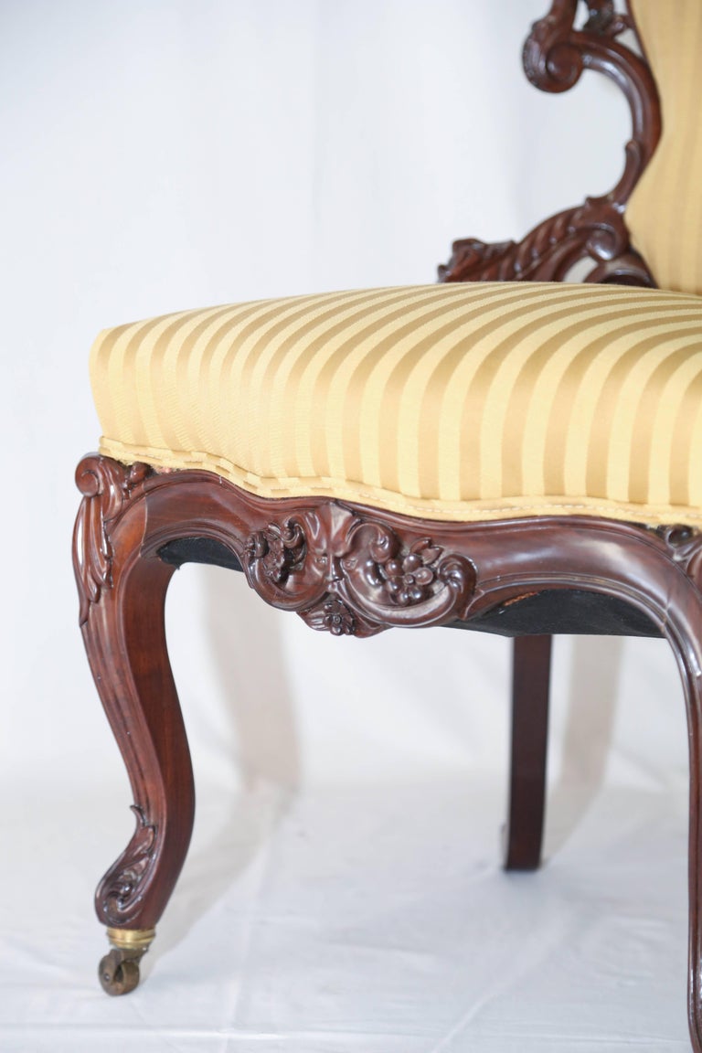 Superb Pair of English 19th century Belter Style Rosewood Victorian