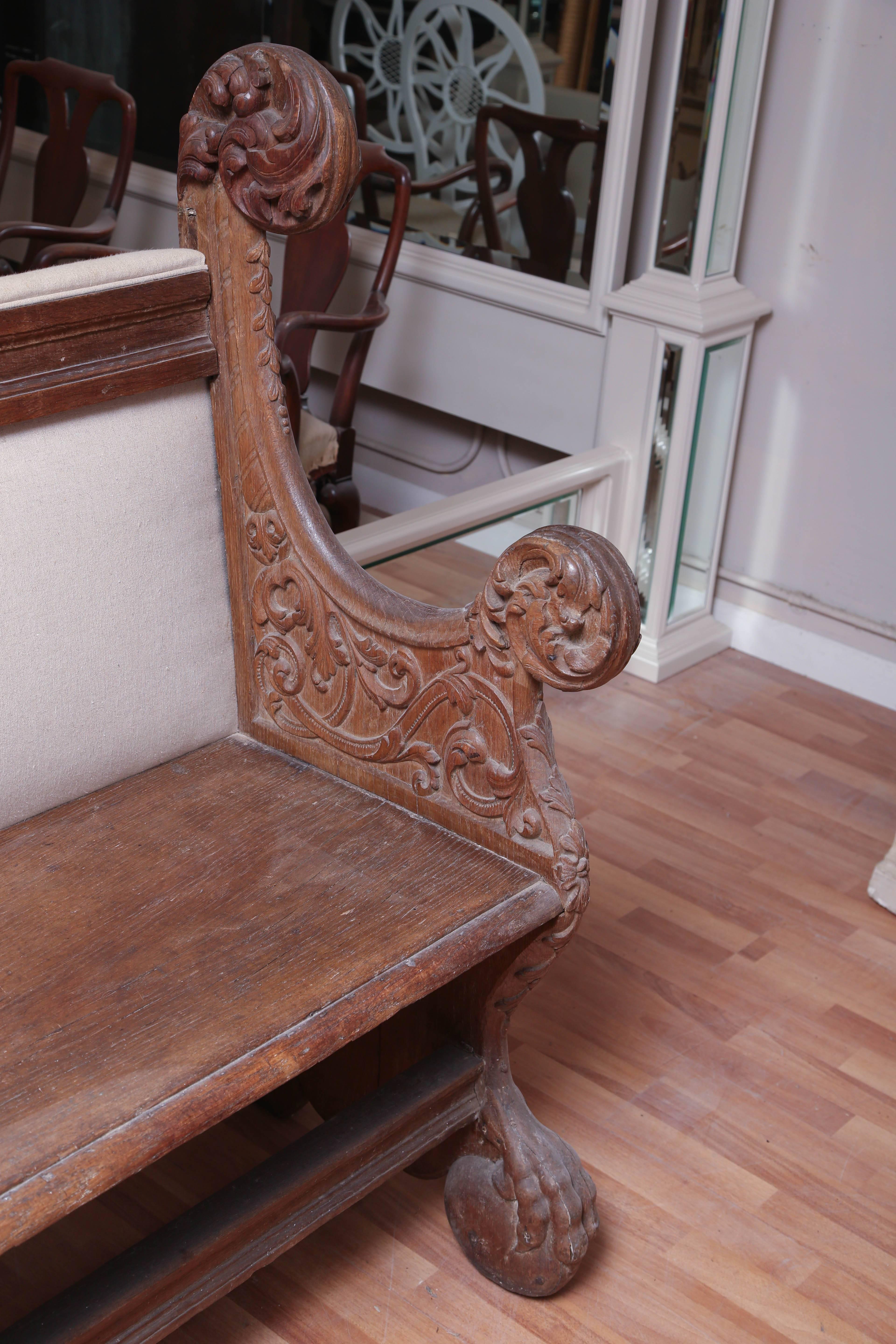 Superb 18th Century Italian Carved Oak Bench For Sale 1