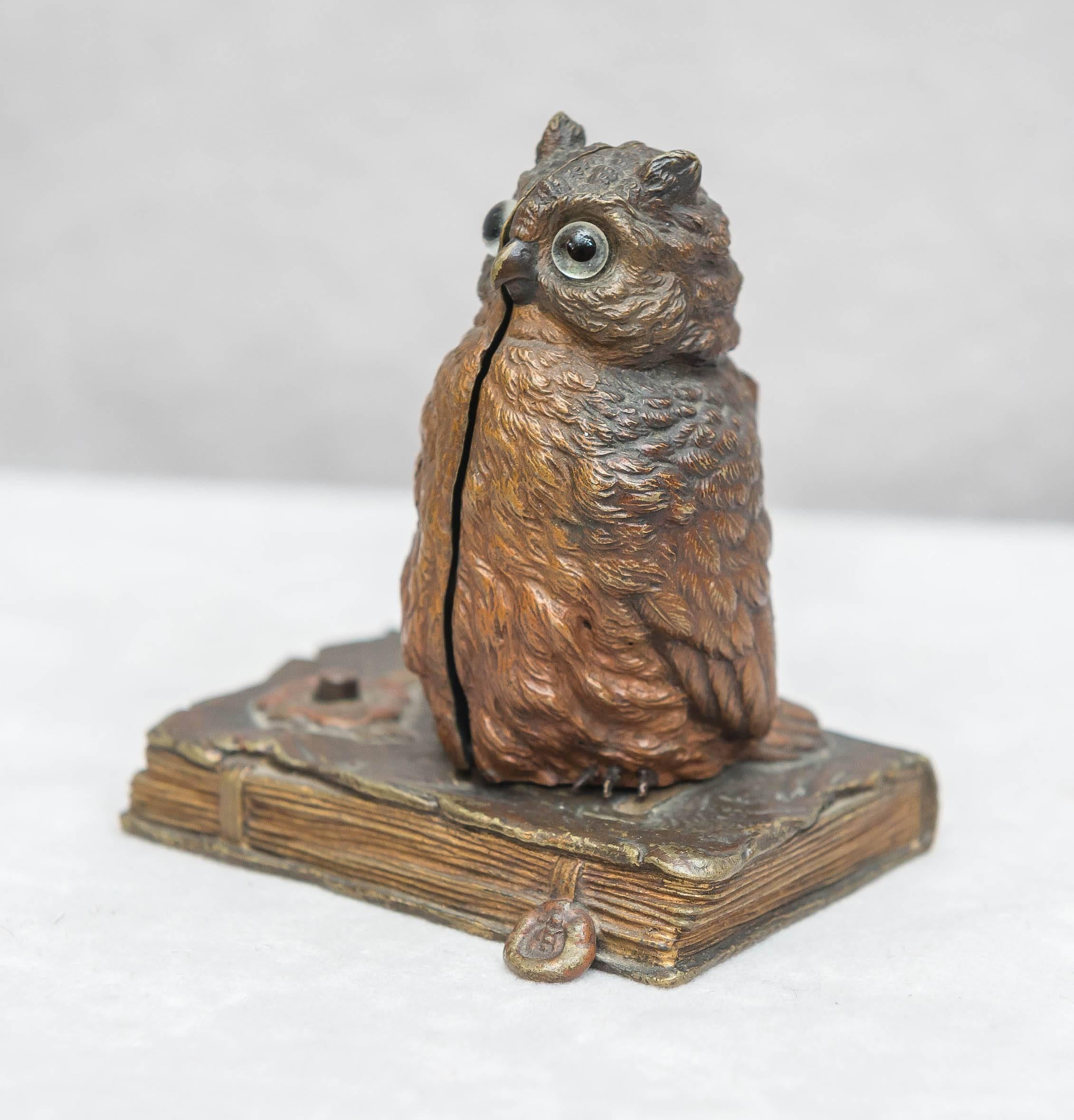 owl nude