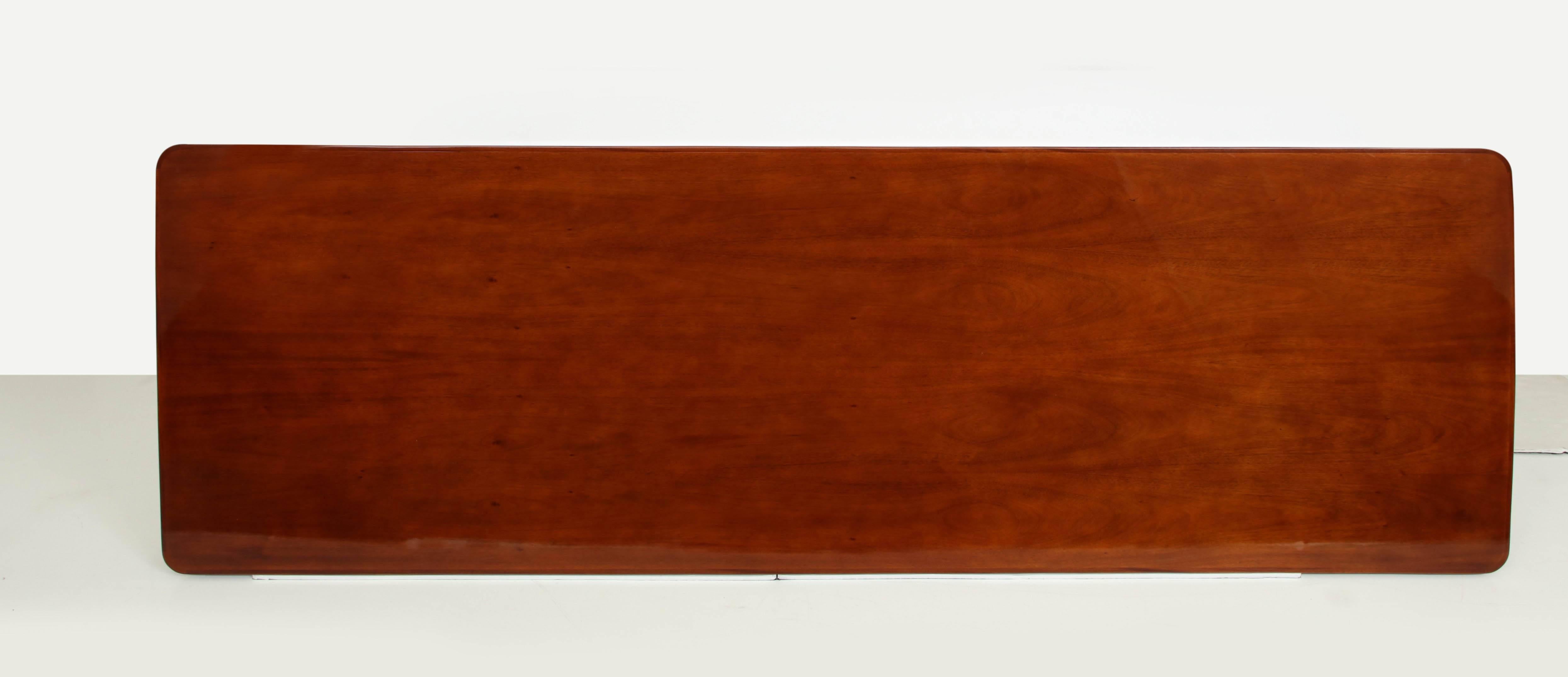 Impressive Frits Henningsen Mahogany and Brass-Mounted Table, circa 1940s 4