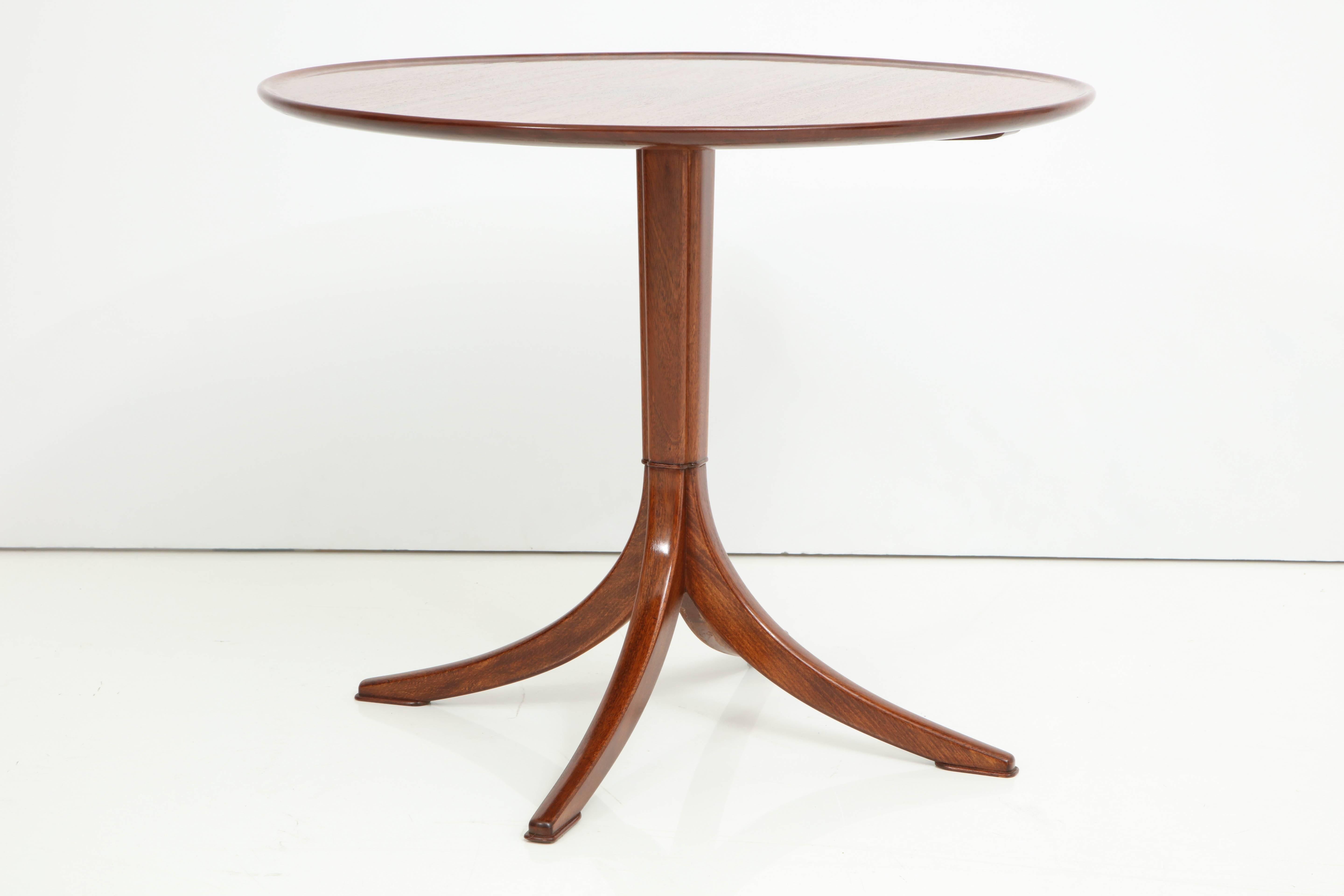 Scandinavian Modern Frits Henningsen Mahogany Side Table, circa 1940s 4