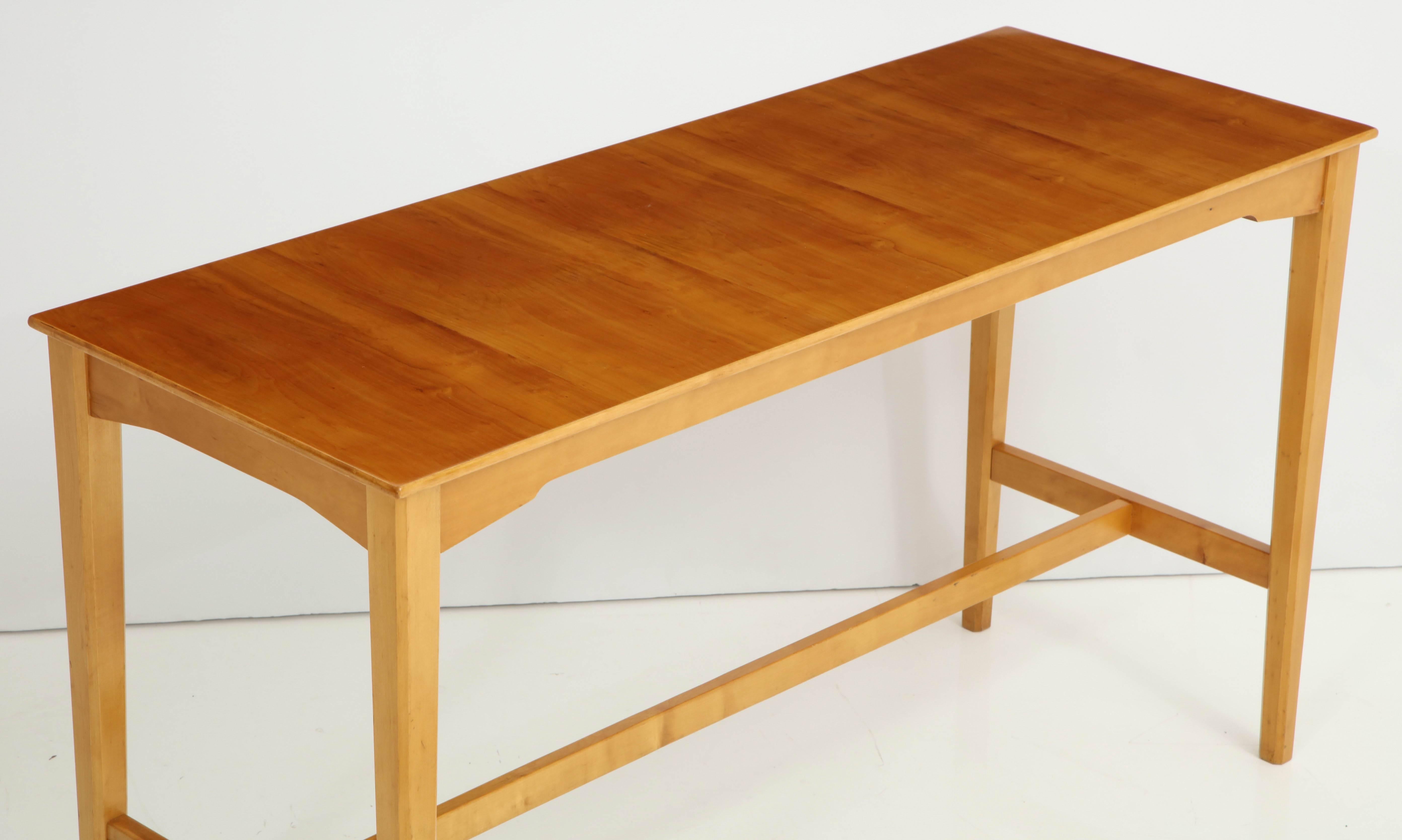 Hêtre Console Nordiska Kompaniet en bois fruitier, vers 1944 en vente