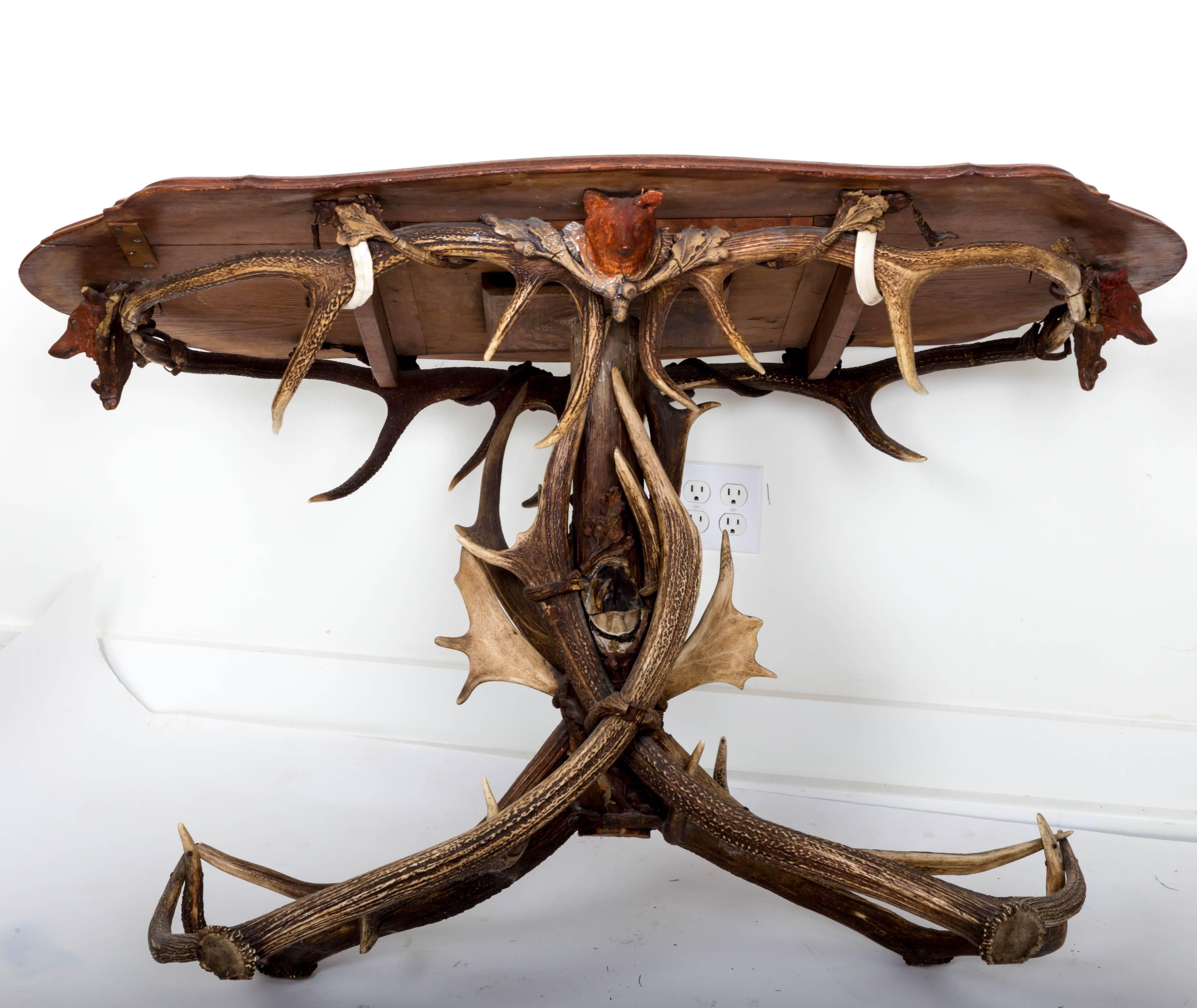 French Antler Table with Shaped Top For Sale 3