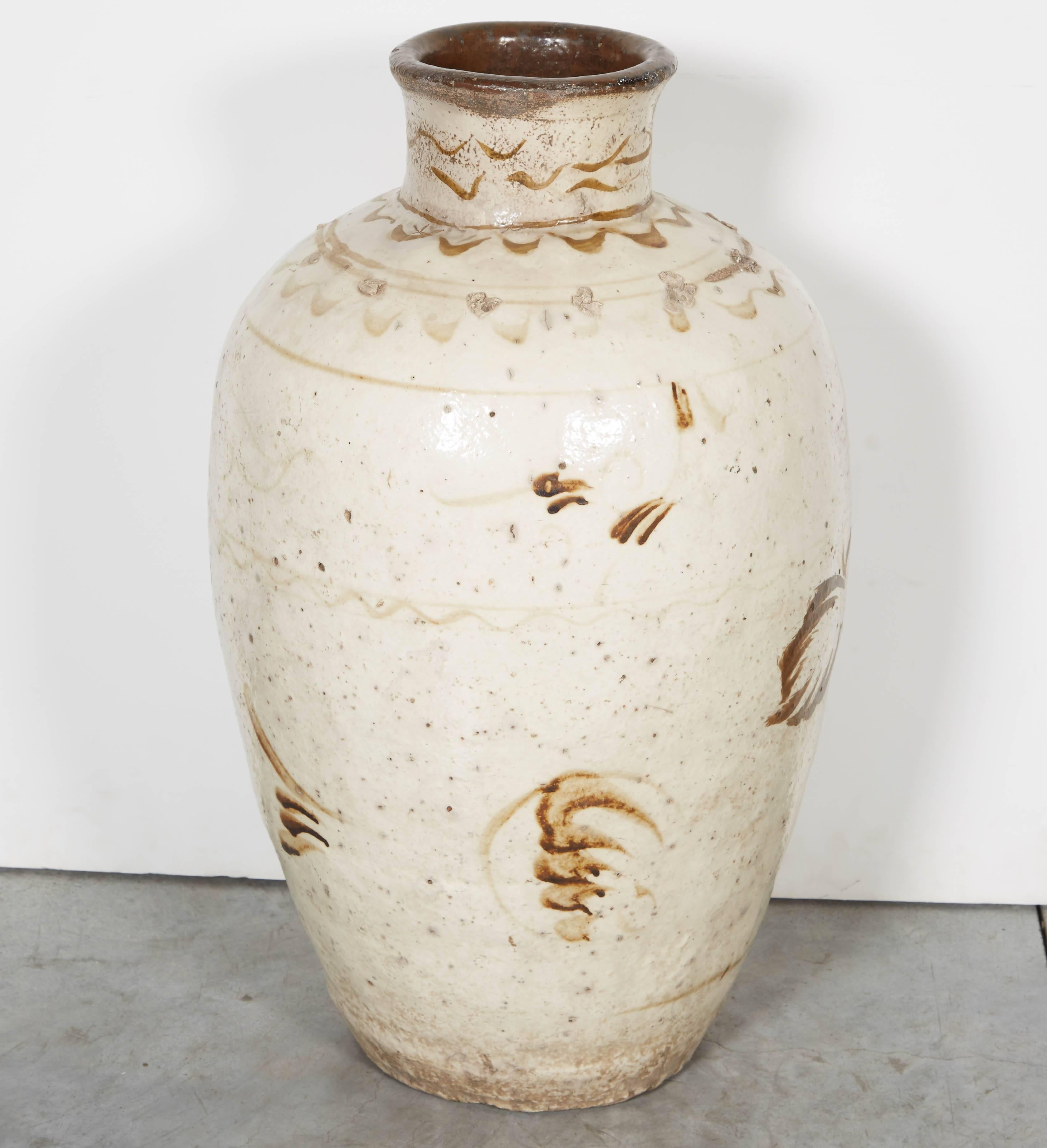 Early 19th Century Chinese Ceramic Wine Jar 1