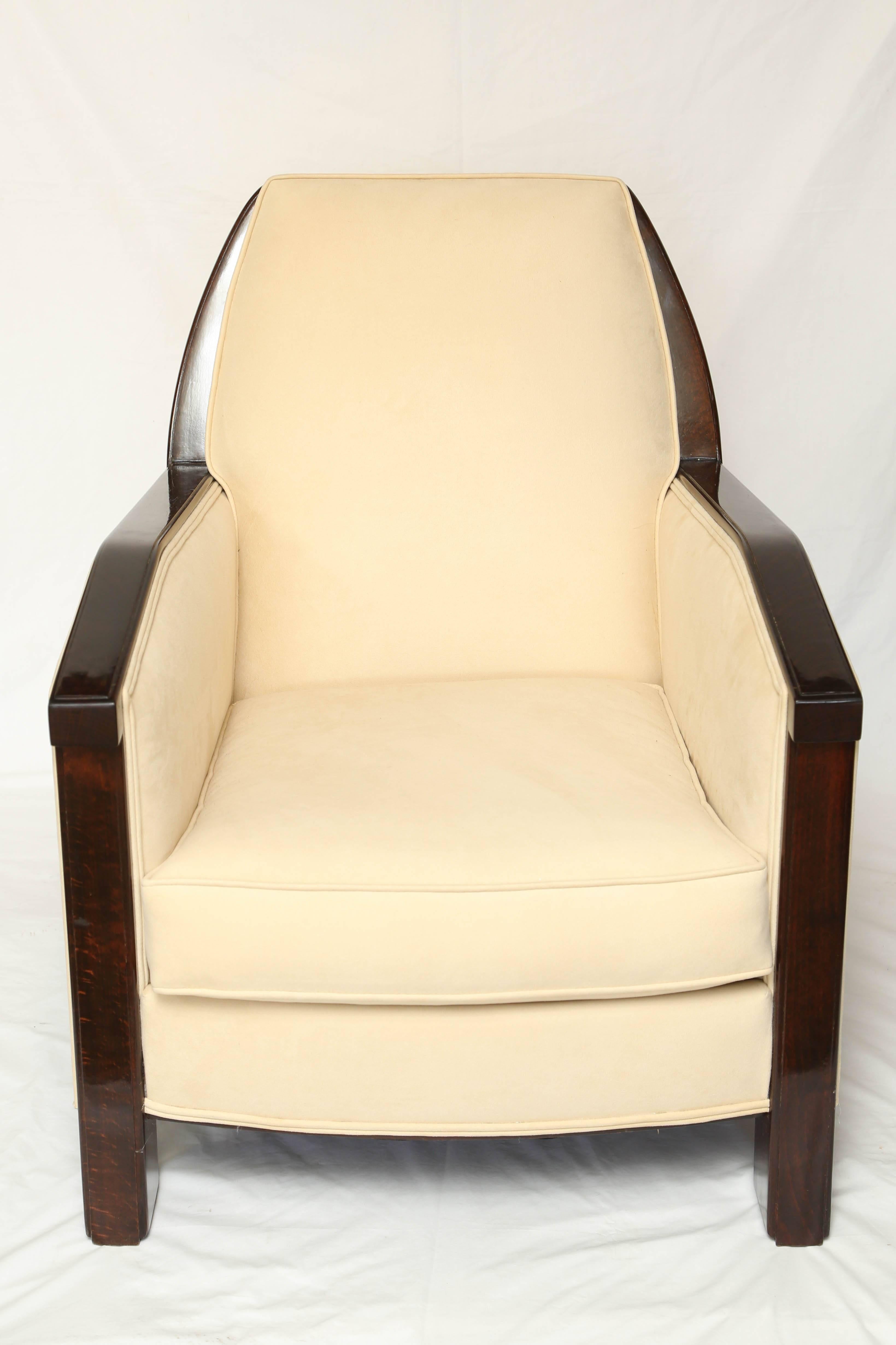 Beautiful Pair of 1930s French Rosewood Art Deco Armchairs In Excellent Condition In West Palm Beach, FL
