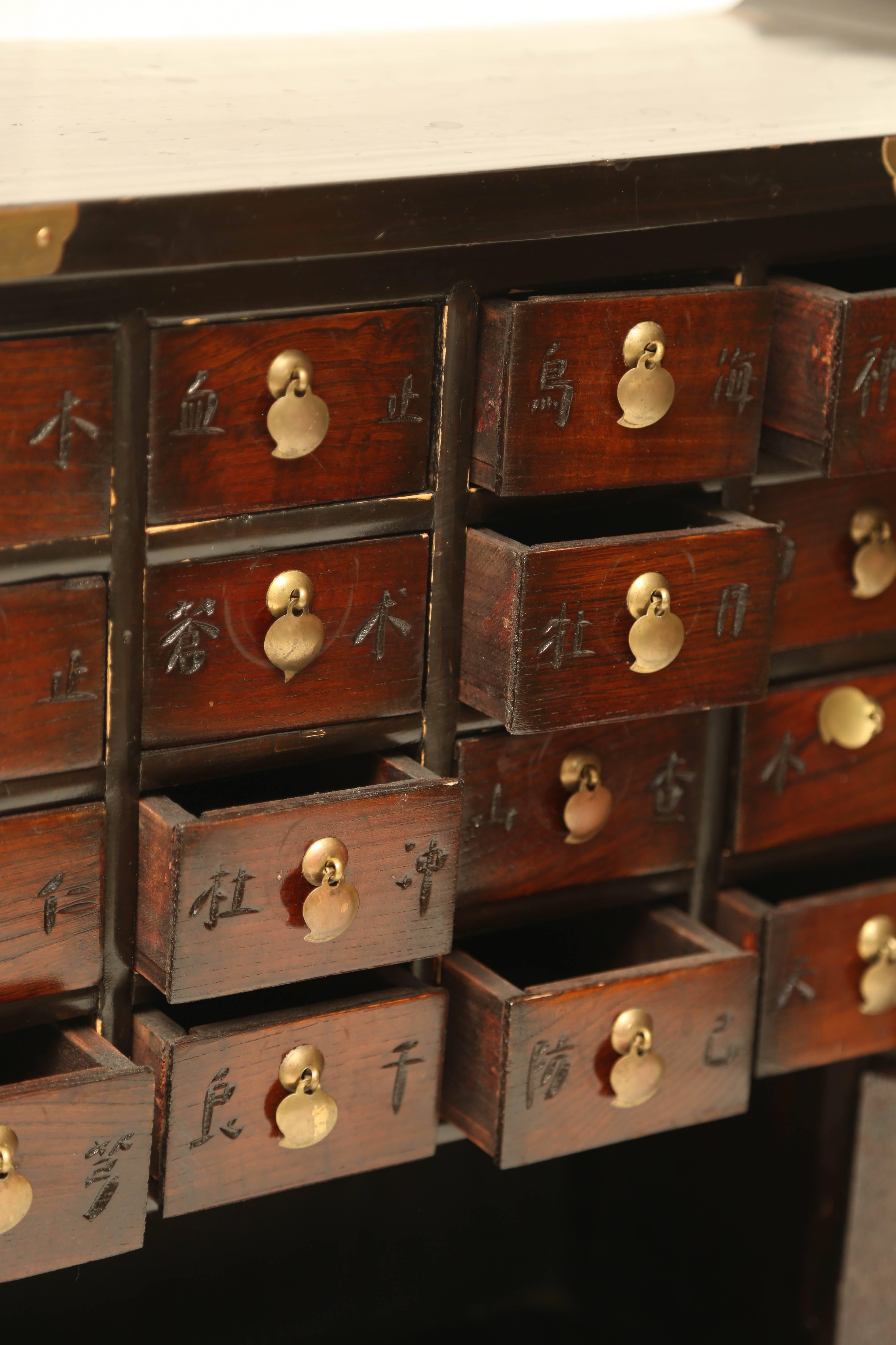 chinese drawers cabinet