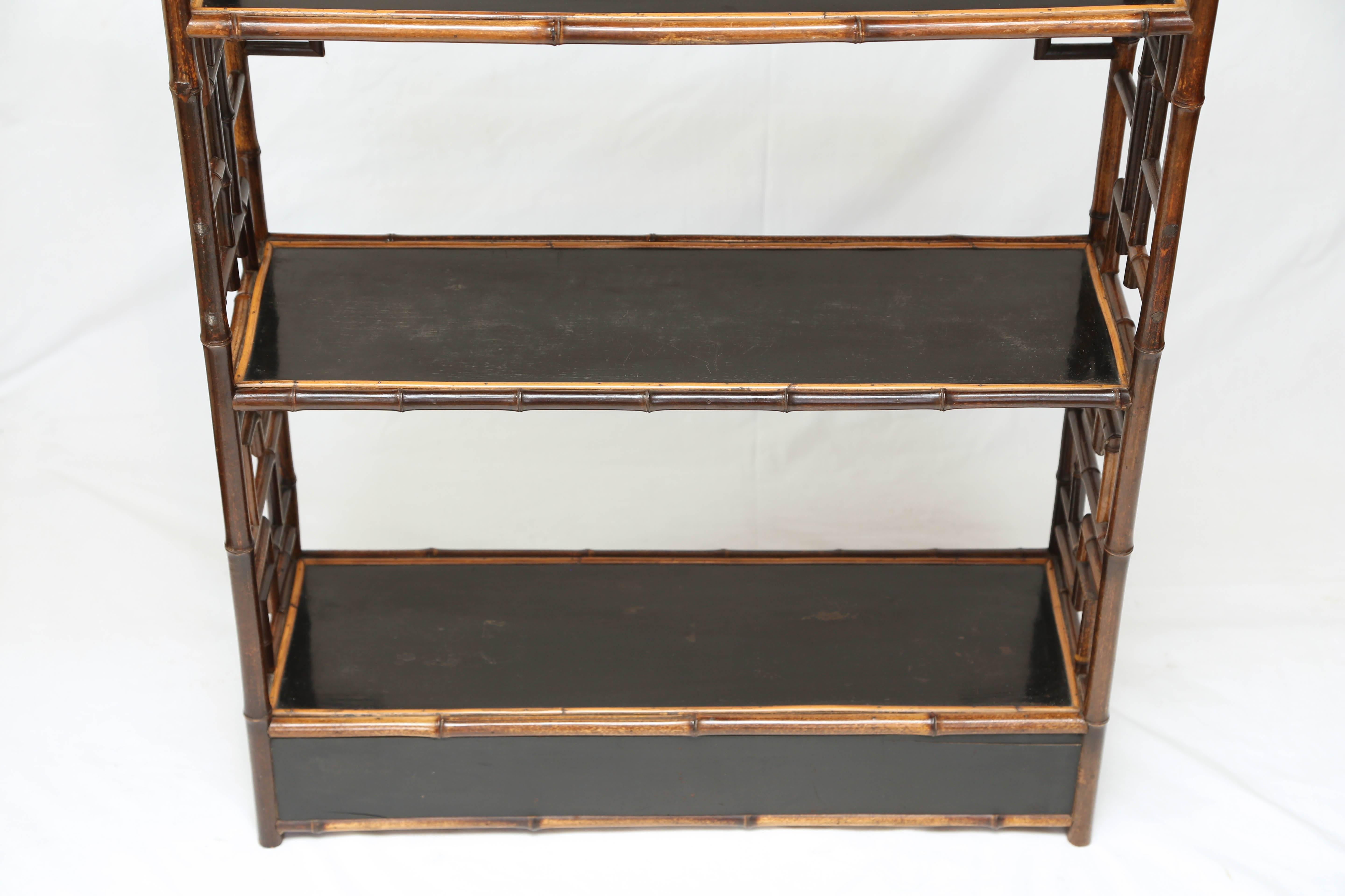 Beautiful Hanging 19th Century Bamboo Étagère 4