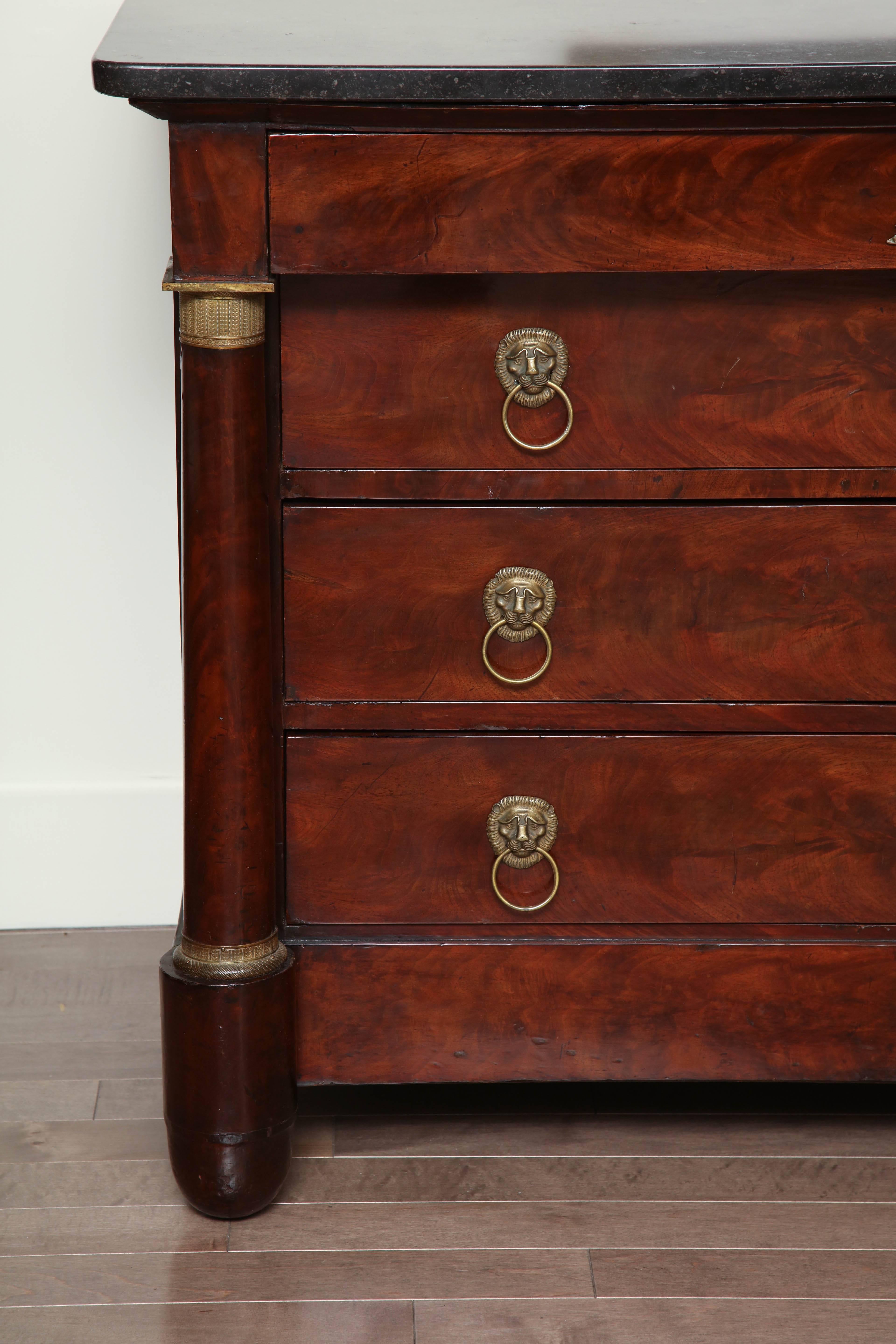 Early 19th Century French Empire Chest in Mahogany In Excellent Condition In New York, NY