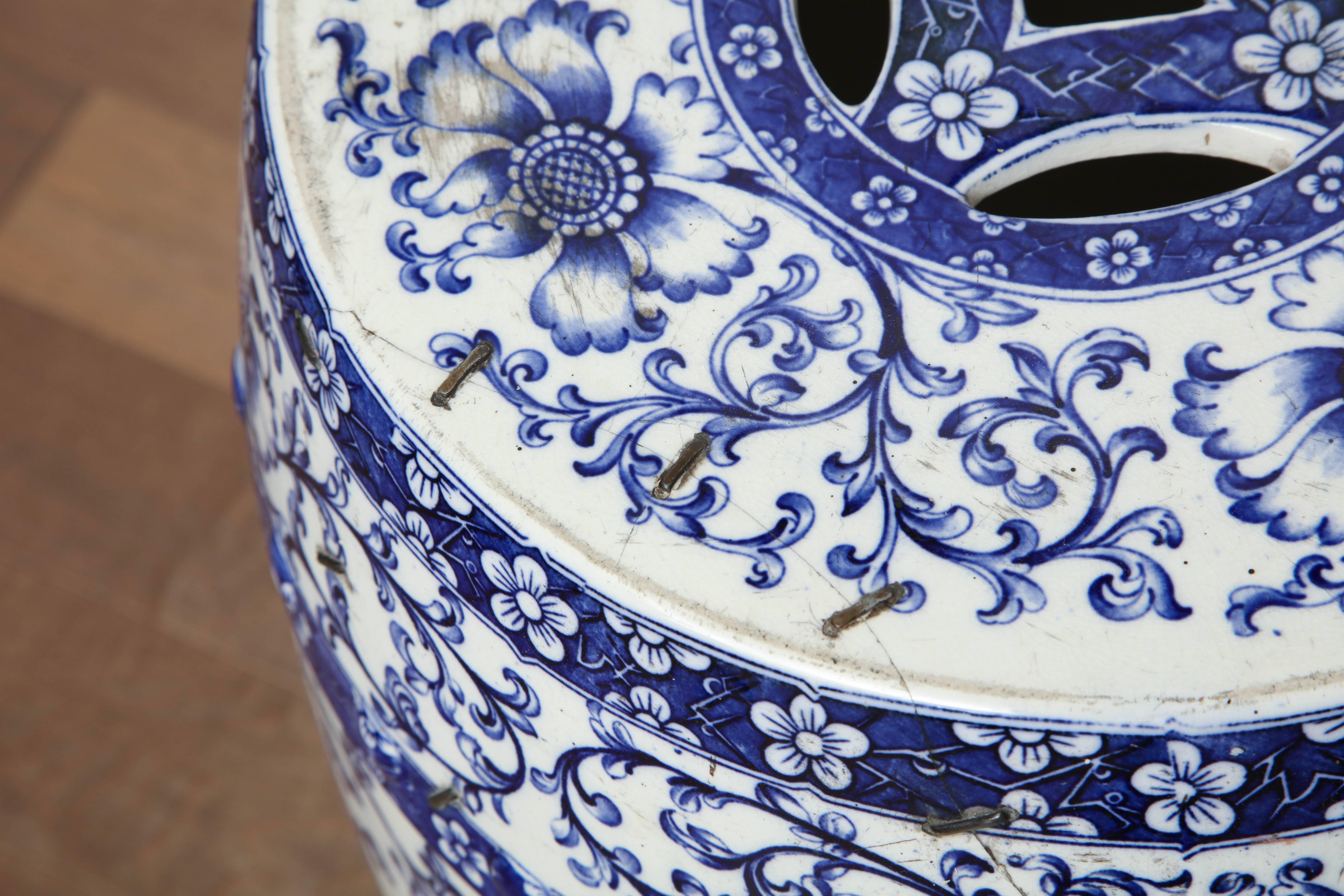 Ceramic 19th Century English, Minton Pottery, Blue and White Garden Seat