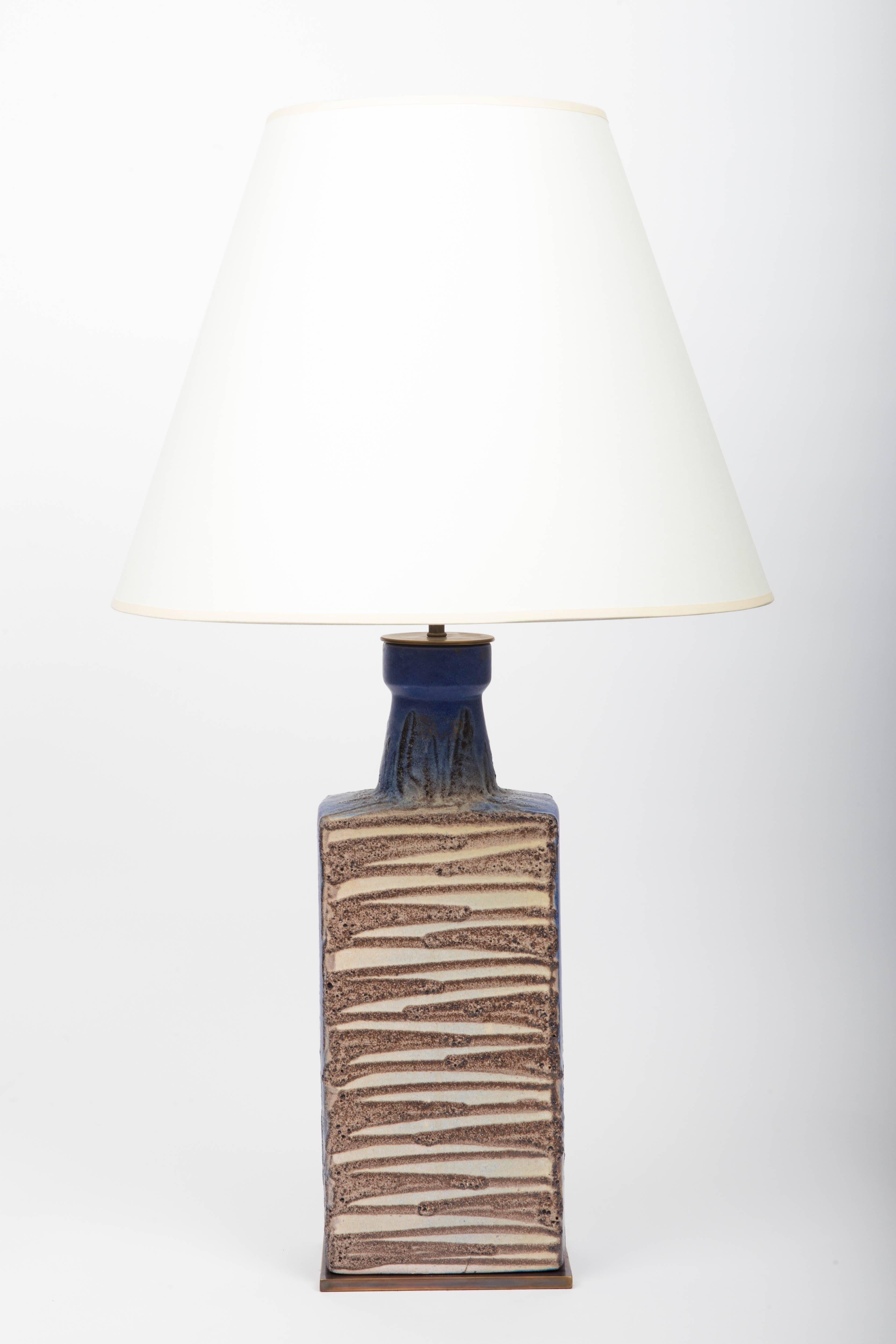 Blue and brown ceramic vase converted into lamp, 20th century

Shade not included
Newly rewired with black twisted silk cord and bronze finish on fittings.