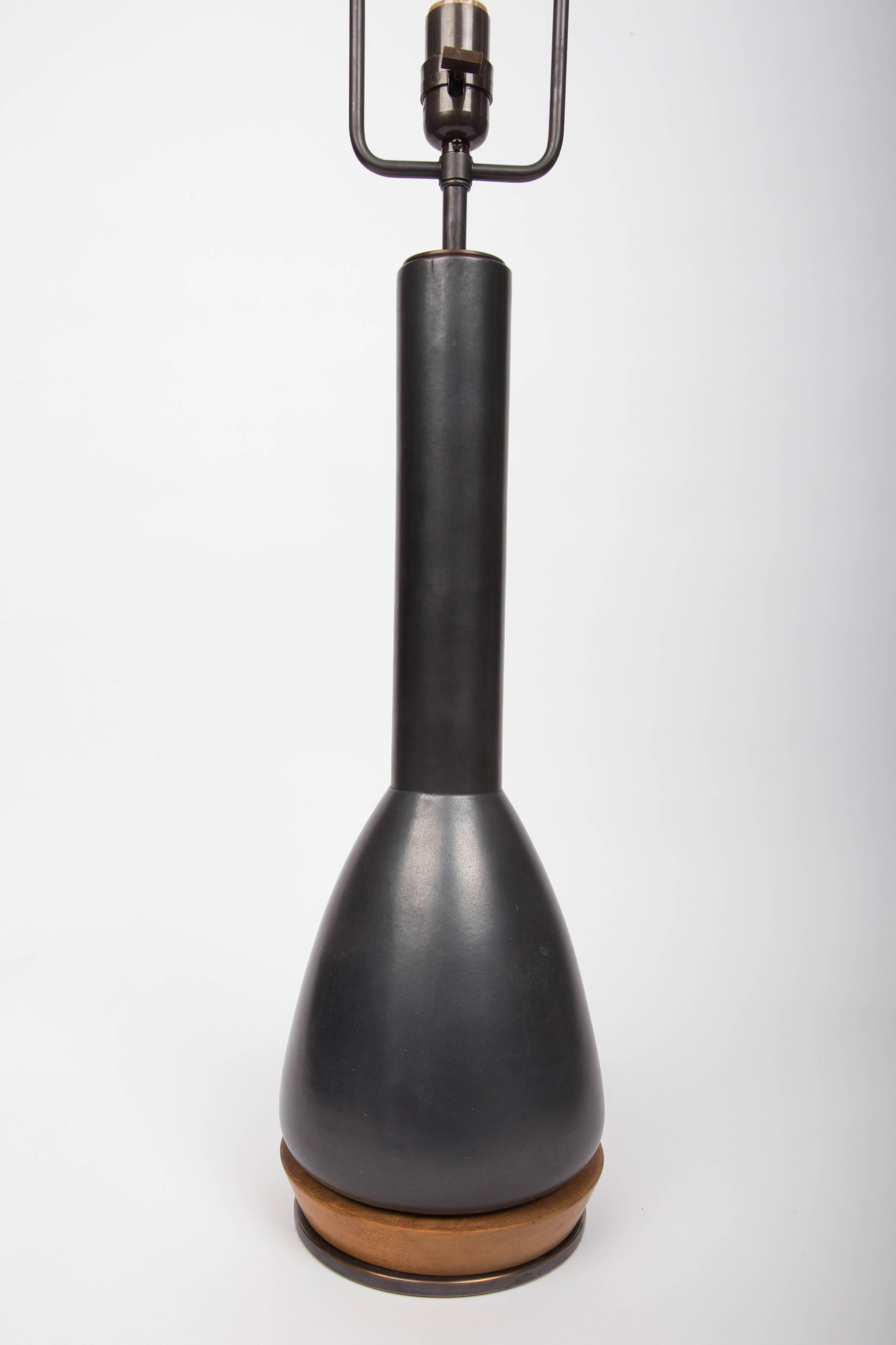 Black Ceramic Table Lamp Attributed to Gordon & Jane Martz, c. 1960s 3