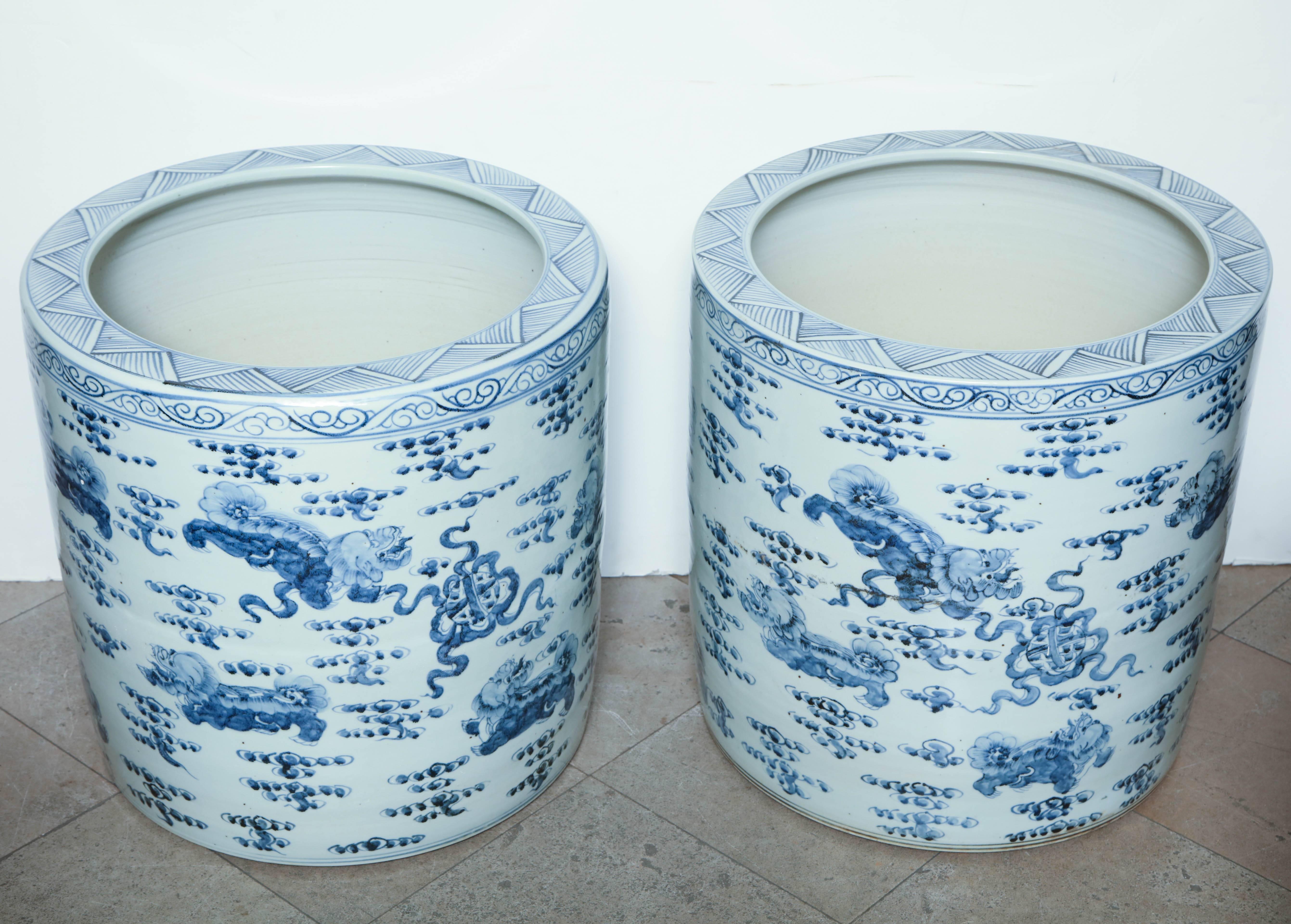 20th Century Pair of Chinese Export Porcelain Fish Bowls