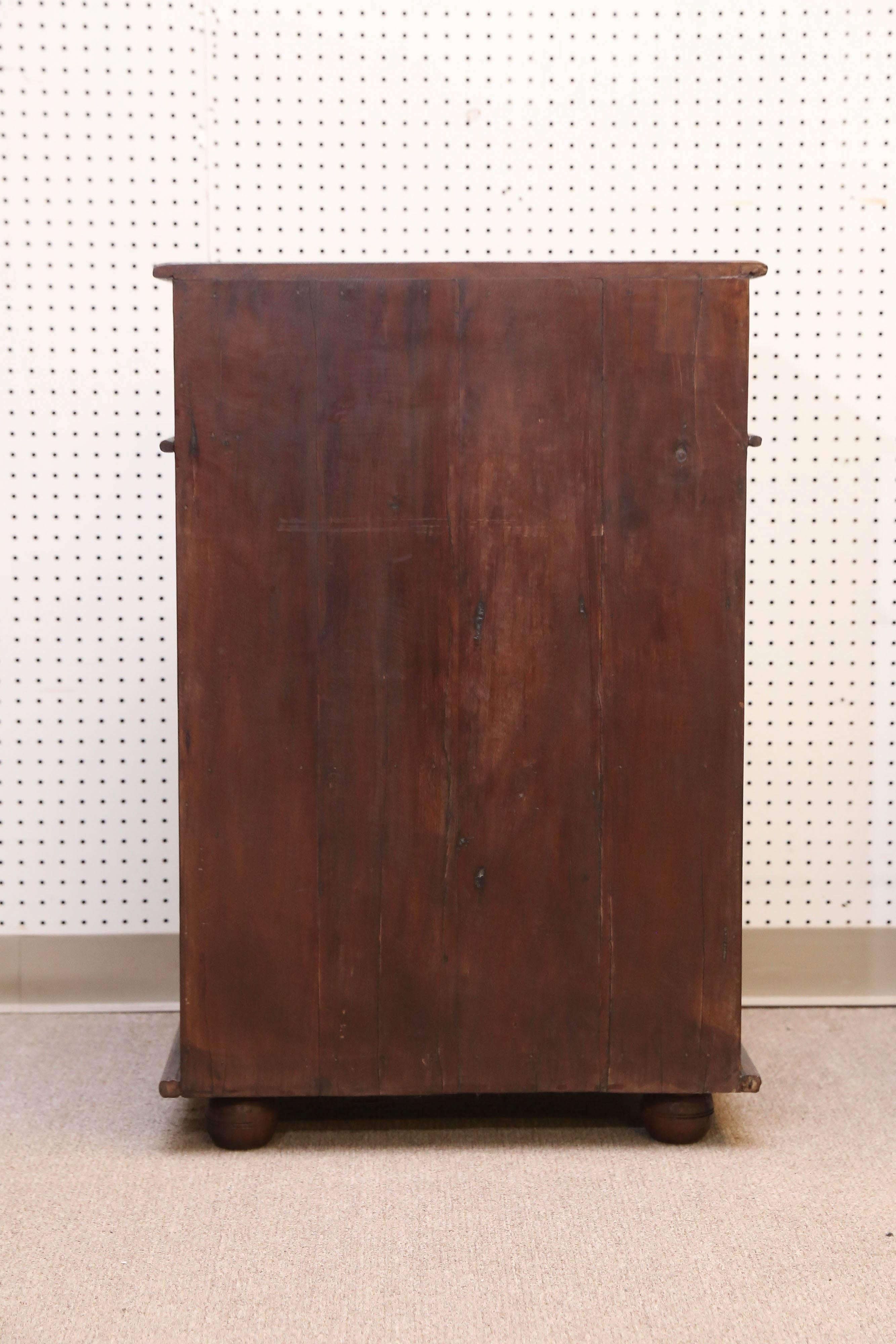 Mid-20th Century Pair of Superbly Hand Crafted  Mid Century Solid Teak Wood Night Stands For Sale