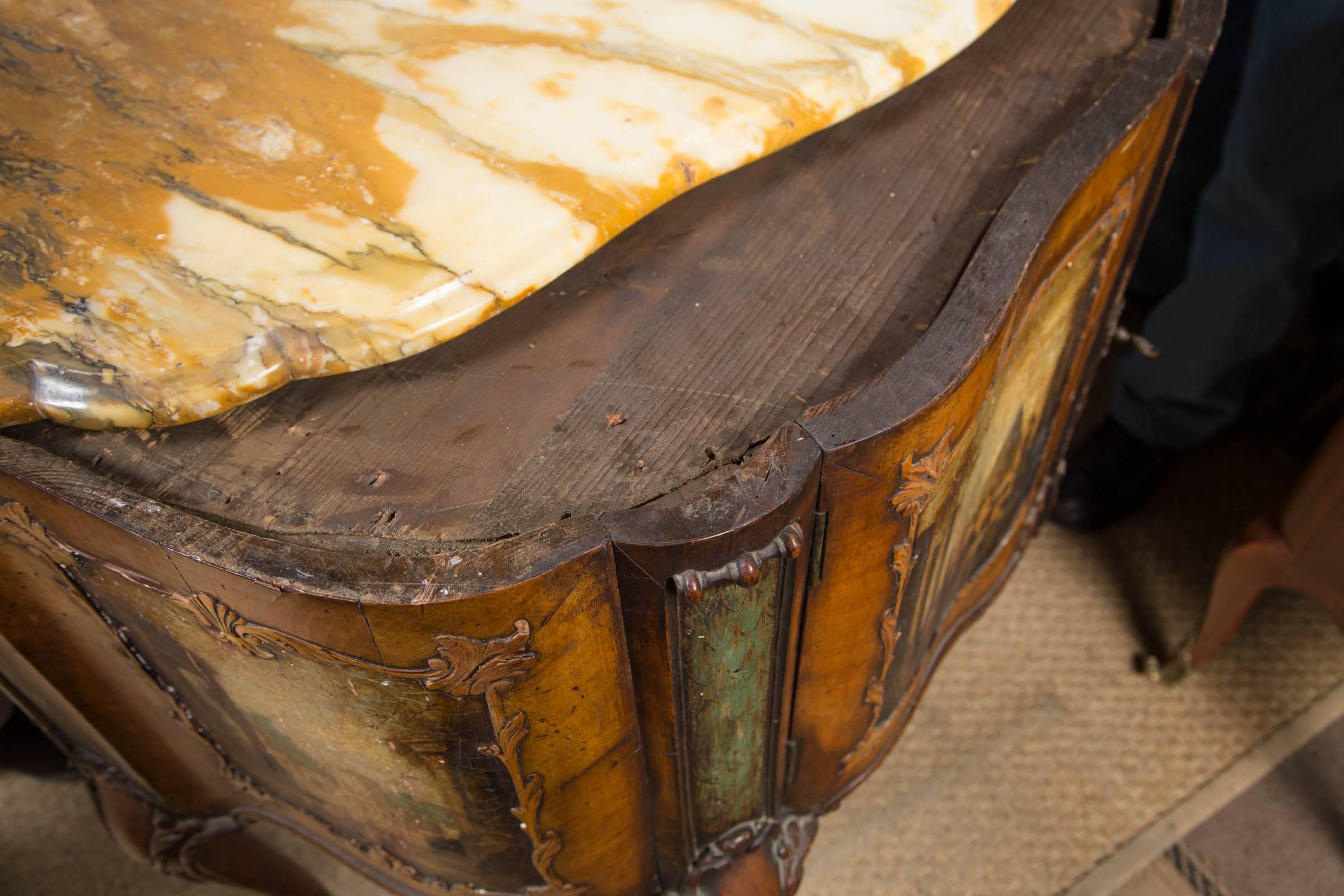 19th Century Painted Italian Marble  Top  Commode For Sale 2