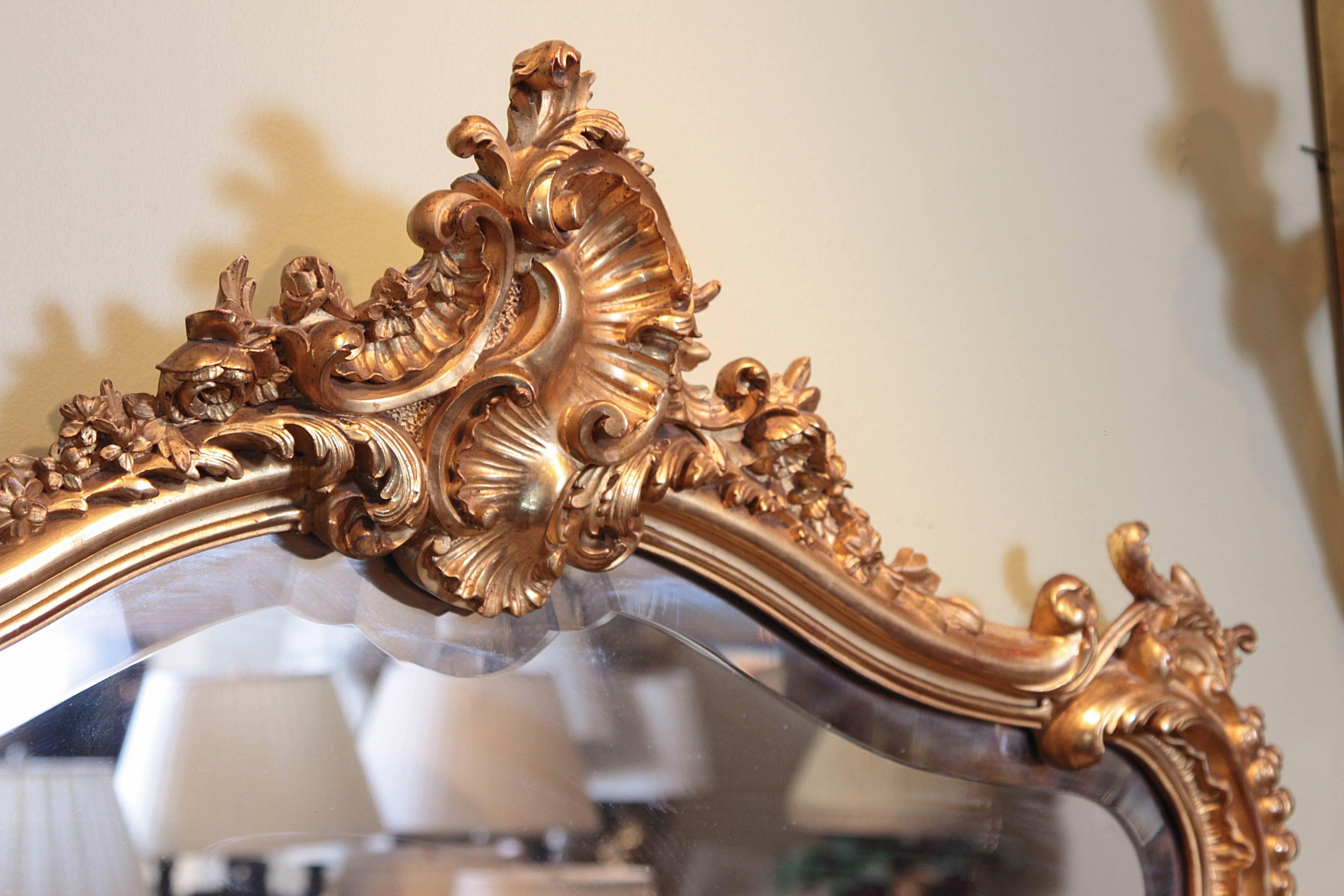 19th Century French Louis XV Carved and Gilt Horizontal Mirror In Excellent Condition In Dallas, TX
