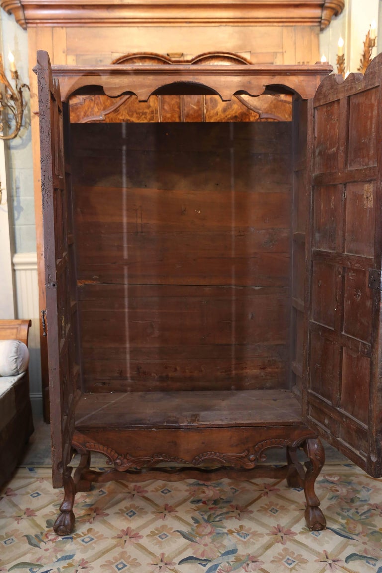 17th Century Carved Baroque Colonial English Oak Armoire For Sale at