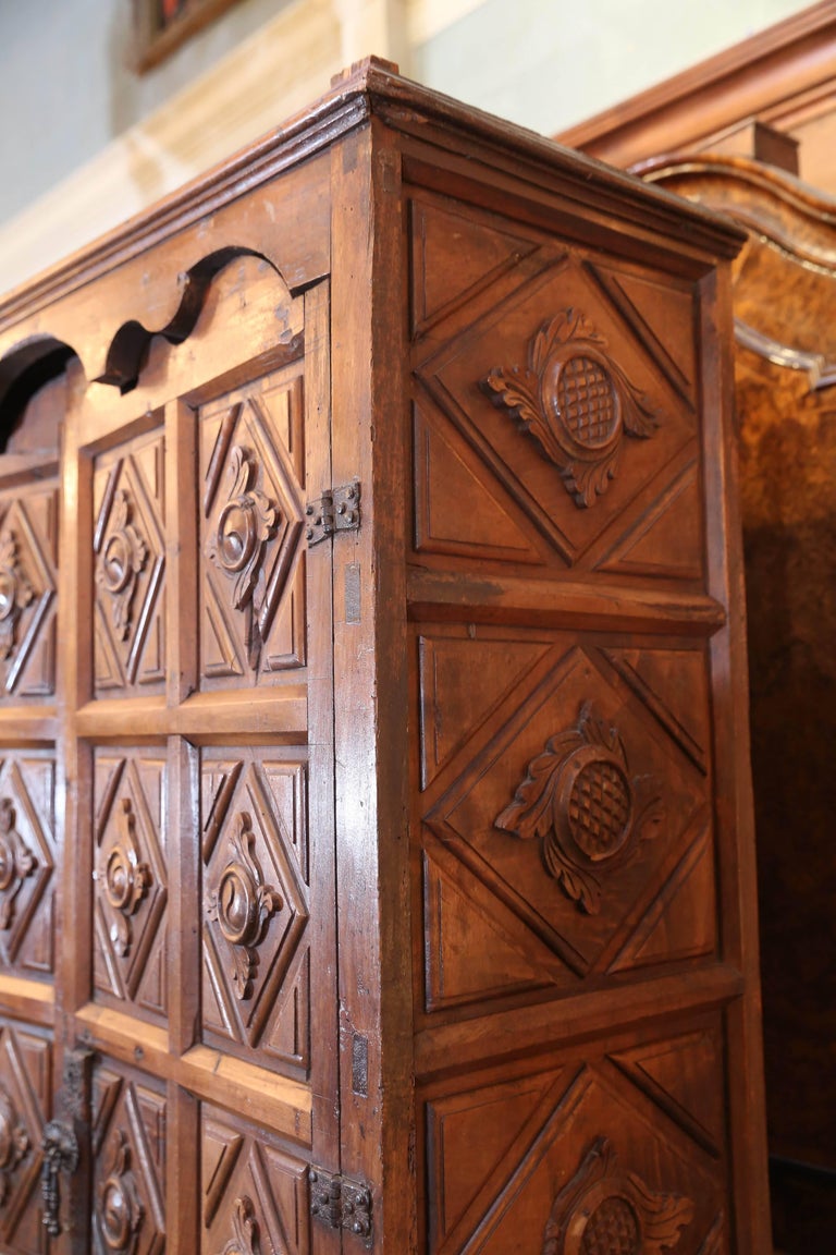 17th Century Carved Baroque Colonial English Oak Armoire For Sale at