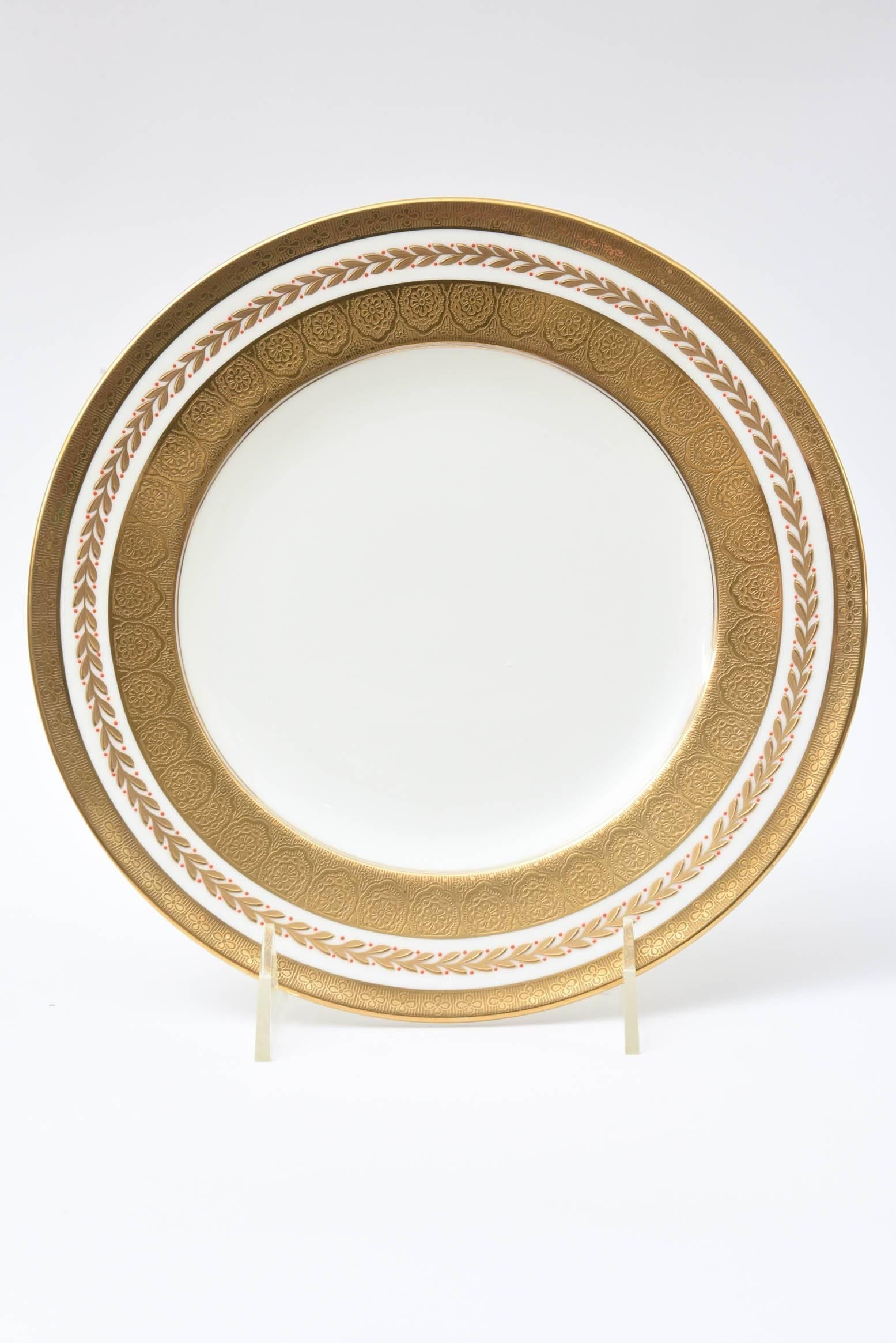 Hand-Crafted 12 Tiifany Dinner Plates with Classic Raised Gilt Laurel Leaf Design, Gilt Bands