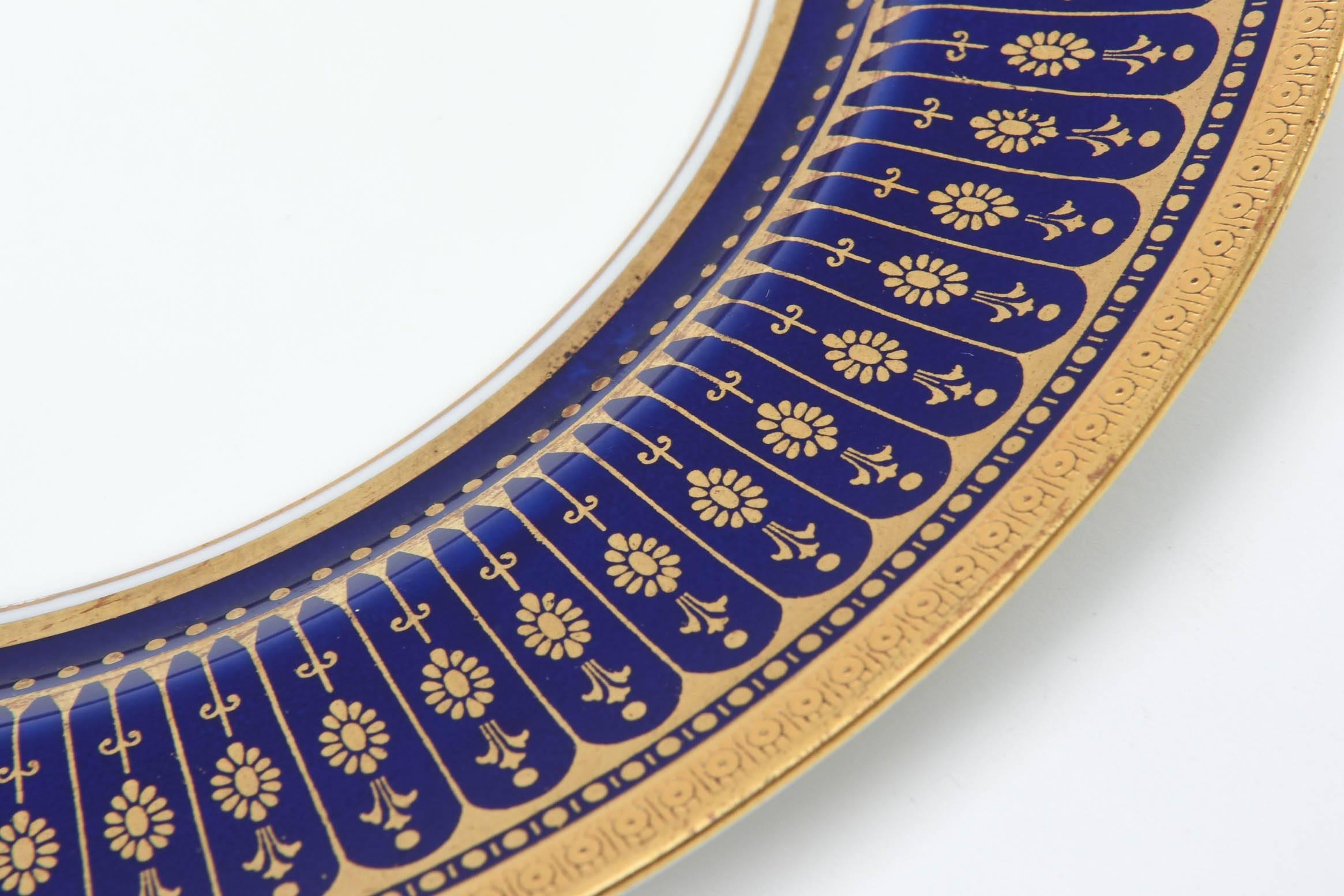 18 Striking Cobalt Blue and Gold Stripe Antique English Dessert/Salad Plates In Good Condition In West Palm Beach, FL