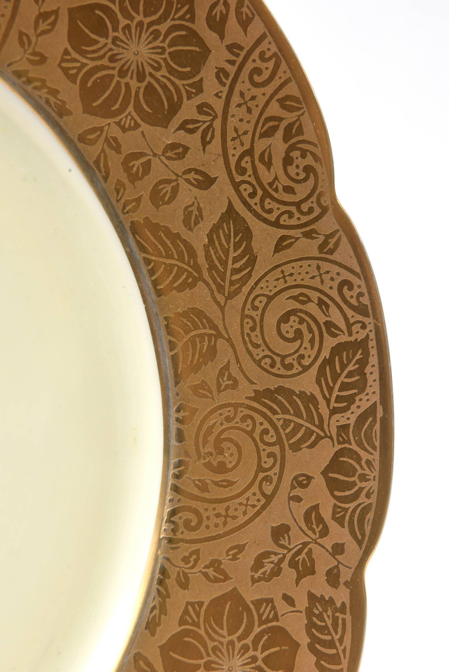 Hand-Crafted 12 Elegant Presentation Plates, Antique with Center Medallion