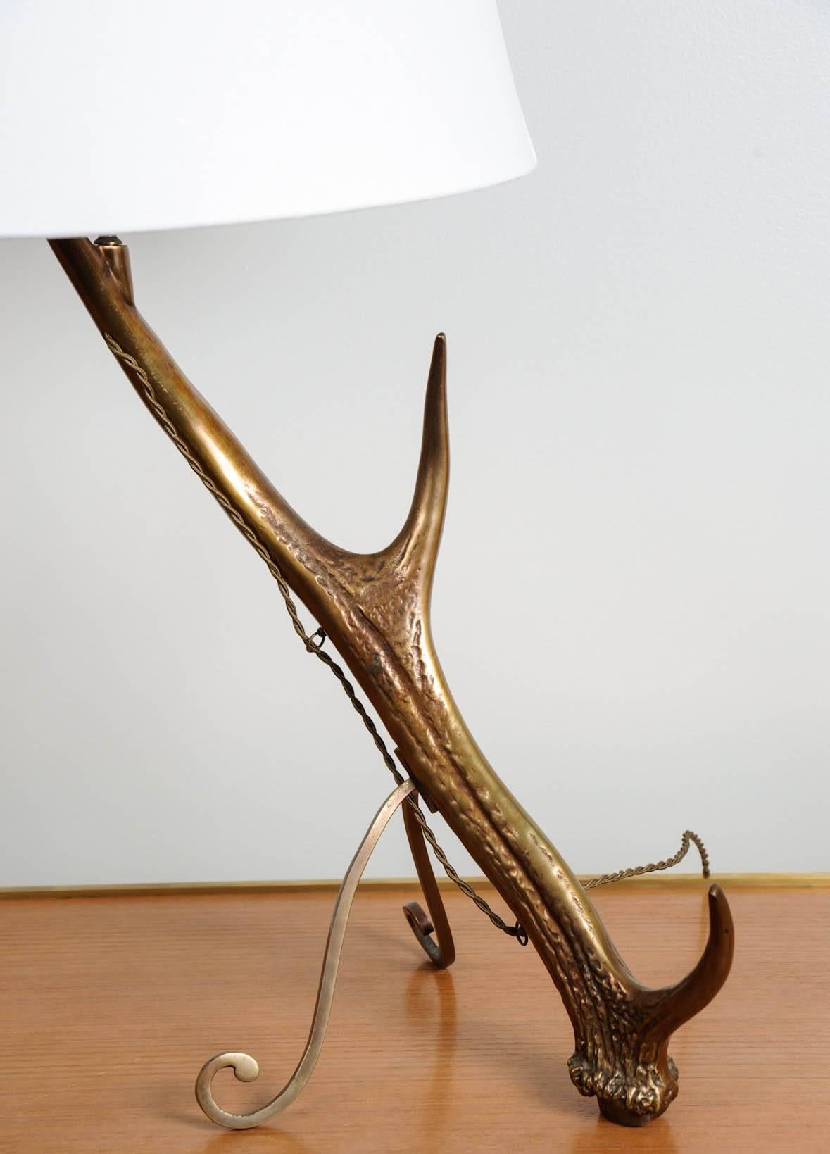 Rare lamp in bronze with fine patina, model 