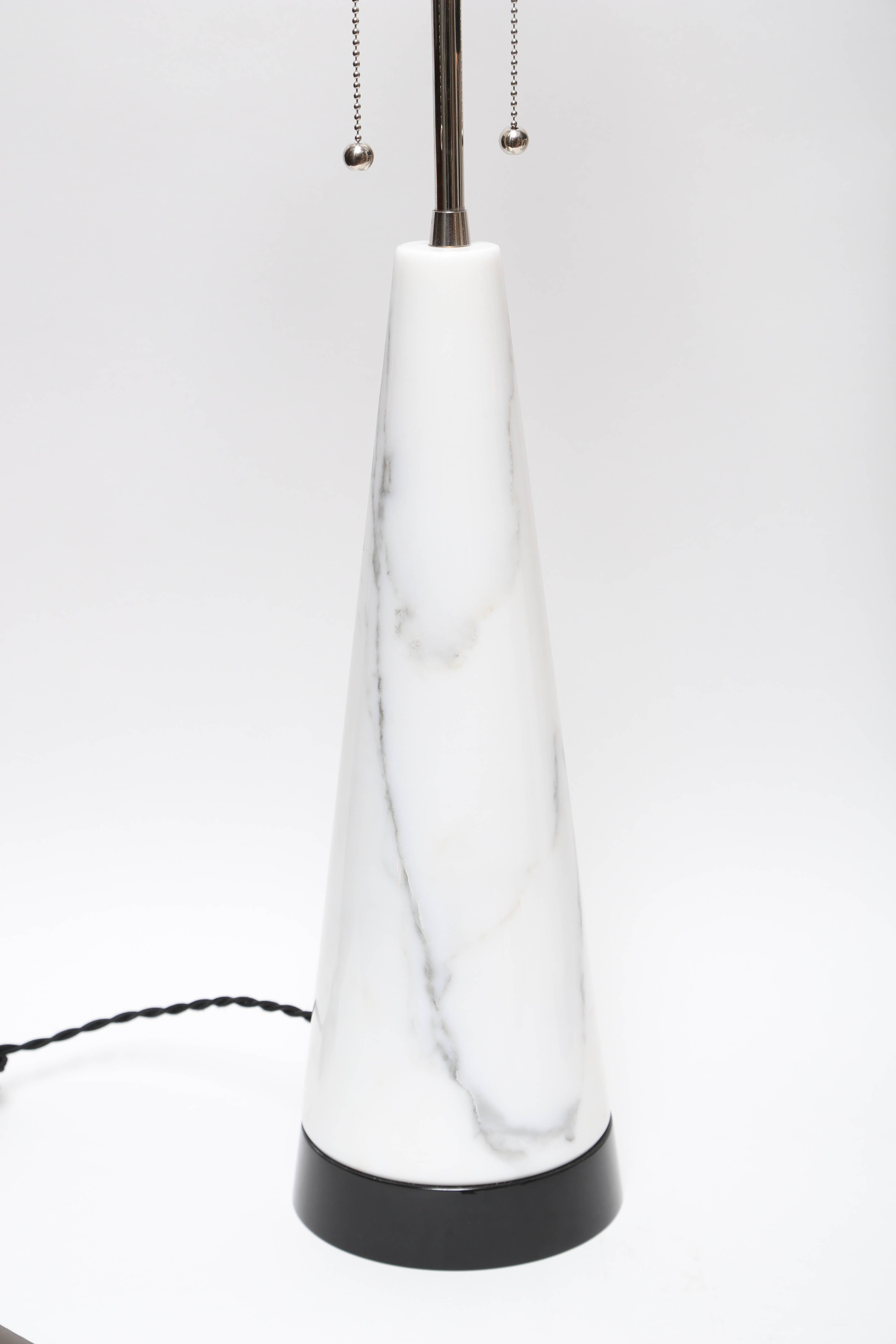 Superb Pair of White Italian Marble Cone Table Lamps In Excellent Condition In West Palm Beach, FL