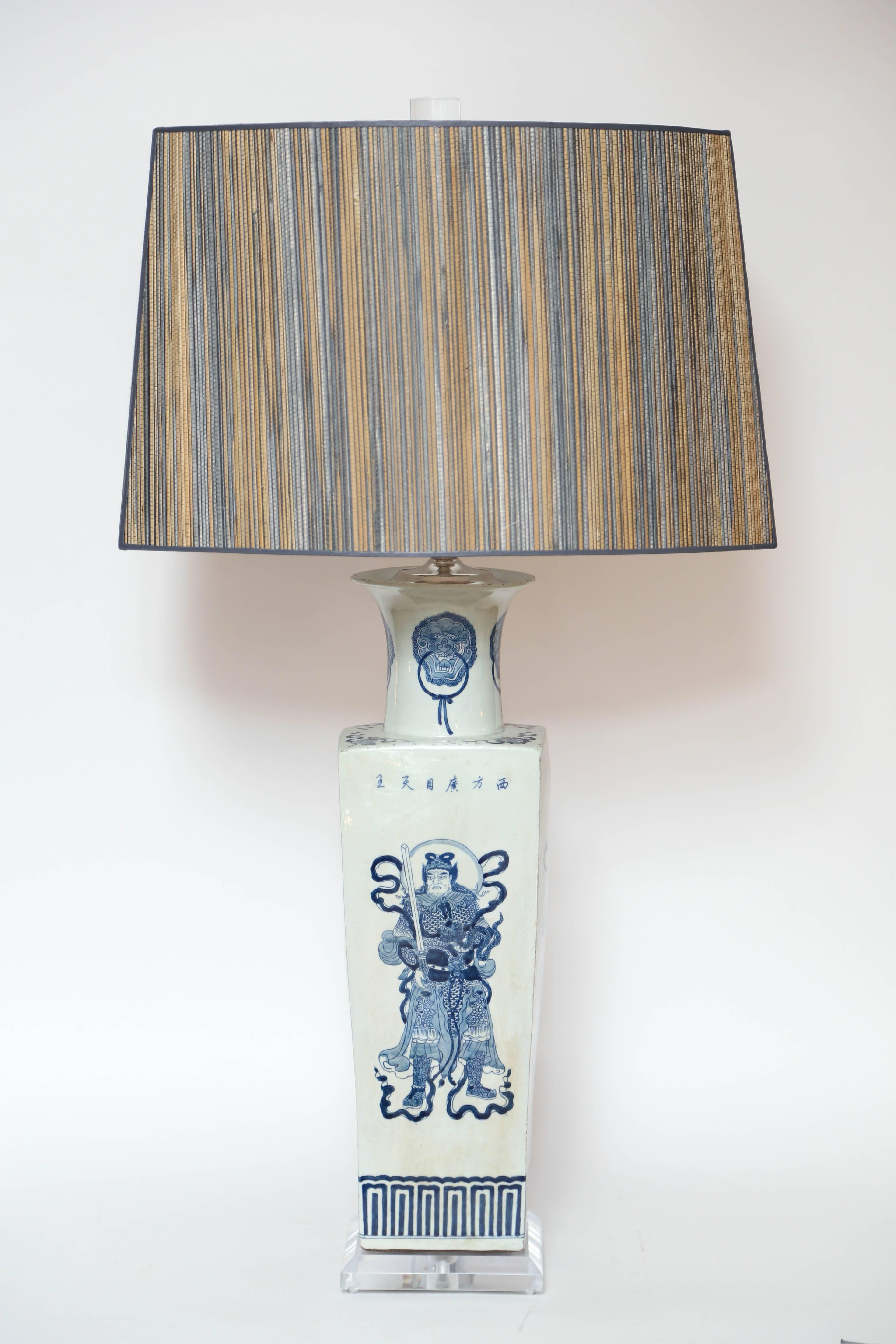 Superb Pair of Warriors Chinese Table Lamps In Excellent Condition In West Palm Beach, FL