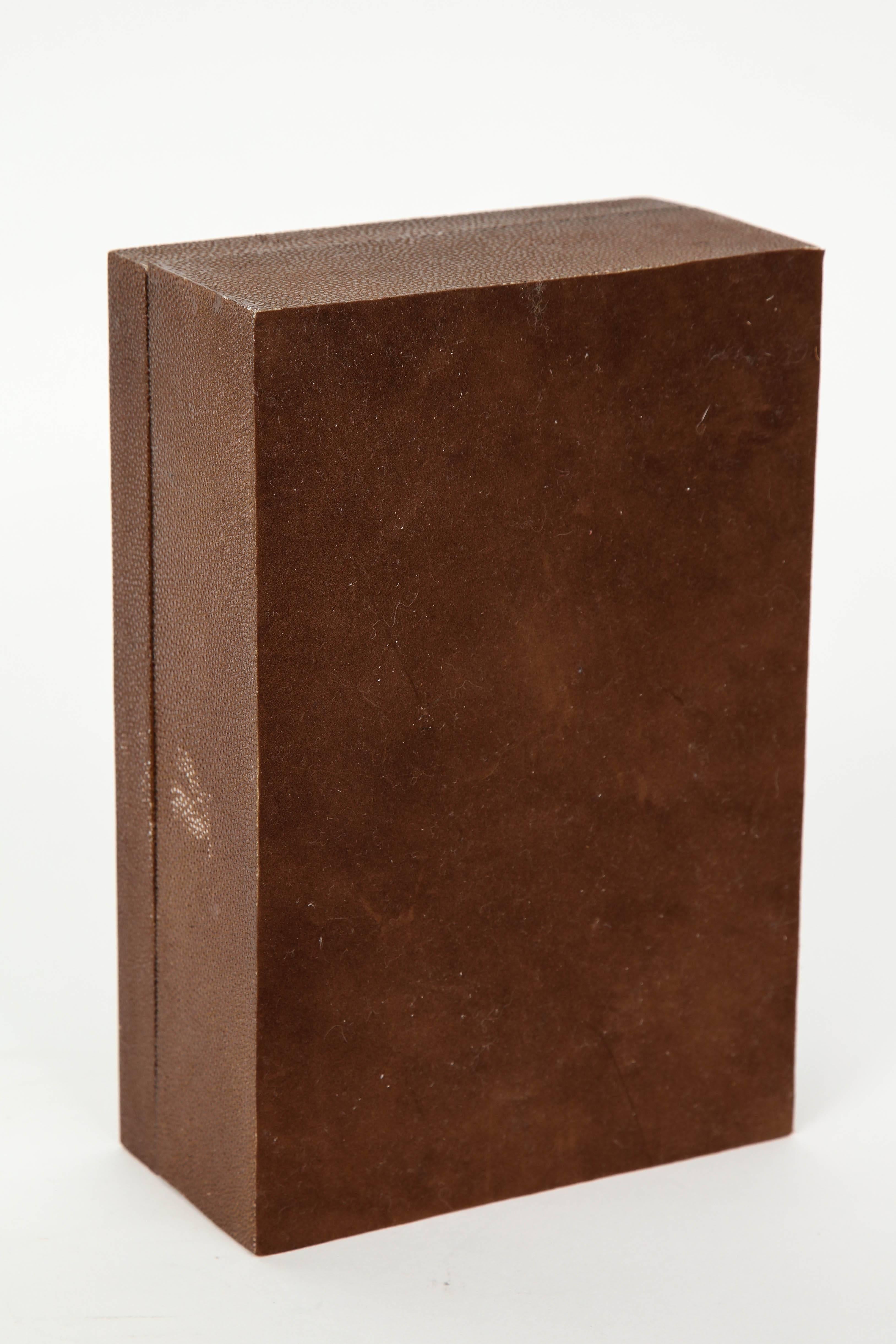 Cocoa Brown Shagreen Box In Good Condition In New York, NY