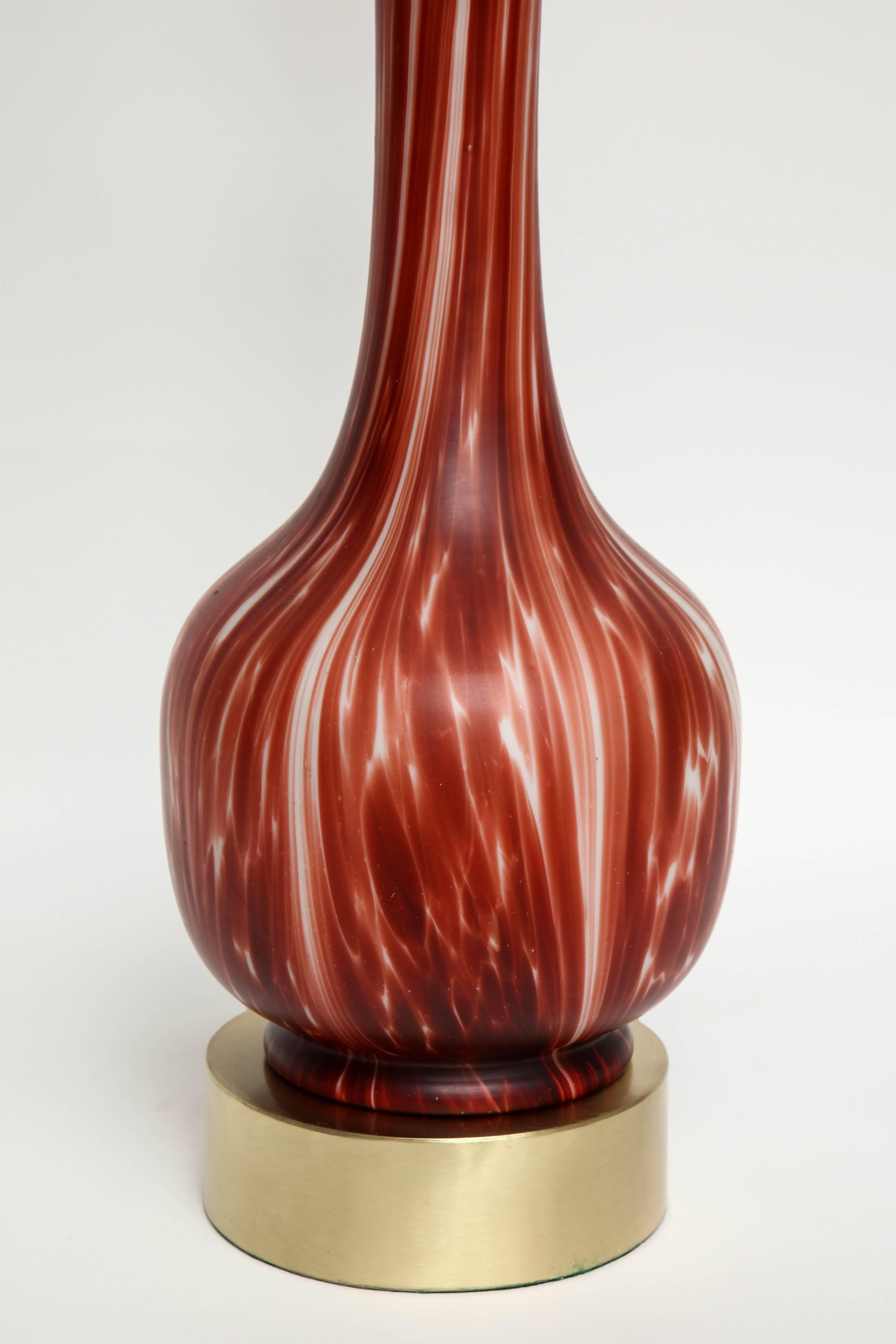 Laiton Barovier lampes en verre de Murano couleur sang de bœuf/blanc en vente