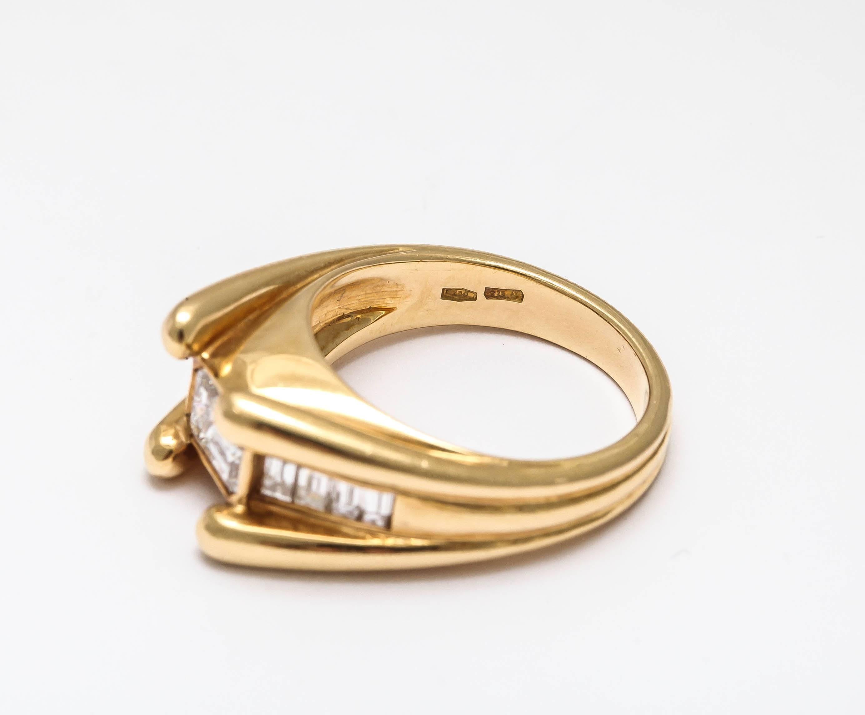 Women's Diamond Gold Engagement Ring For Sale