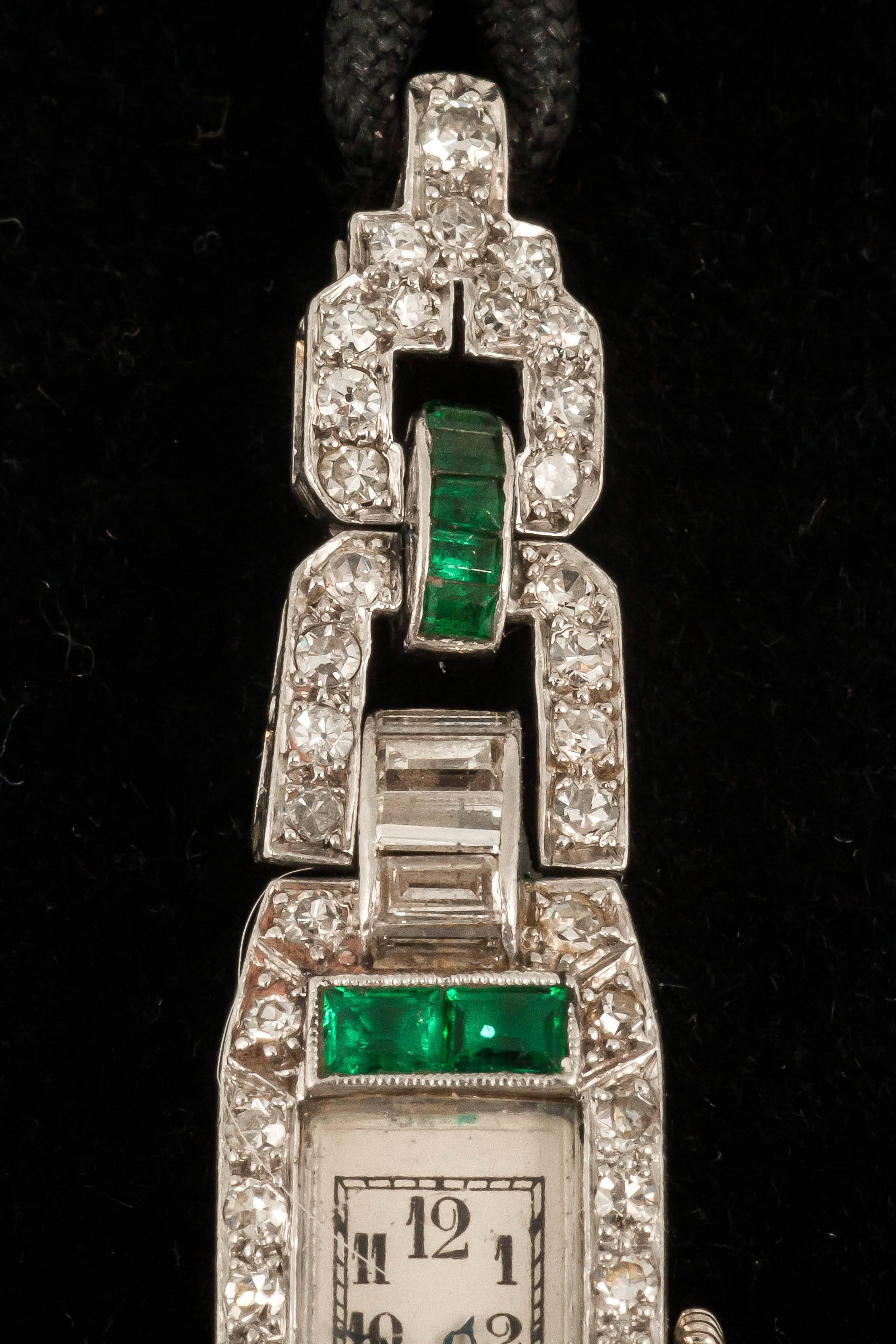 Art Deco Lady's Platinum Diamond Emerald Wristwatch In Excellent Condition In London, GB