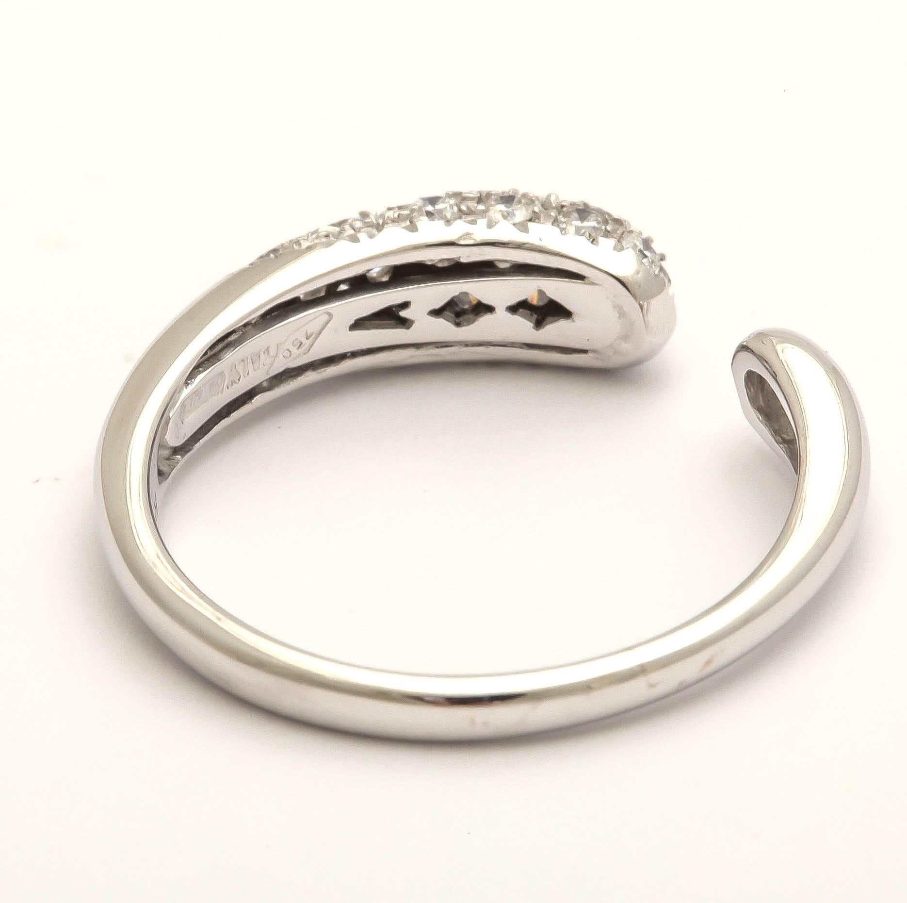 Women's Faraone Mennella Diamond White Gold Gocce Ring For Sale