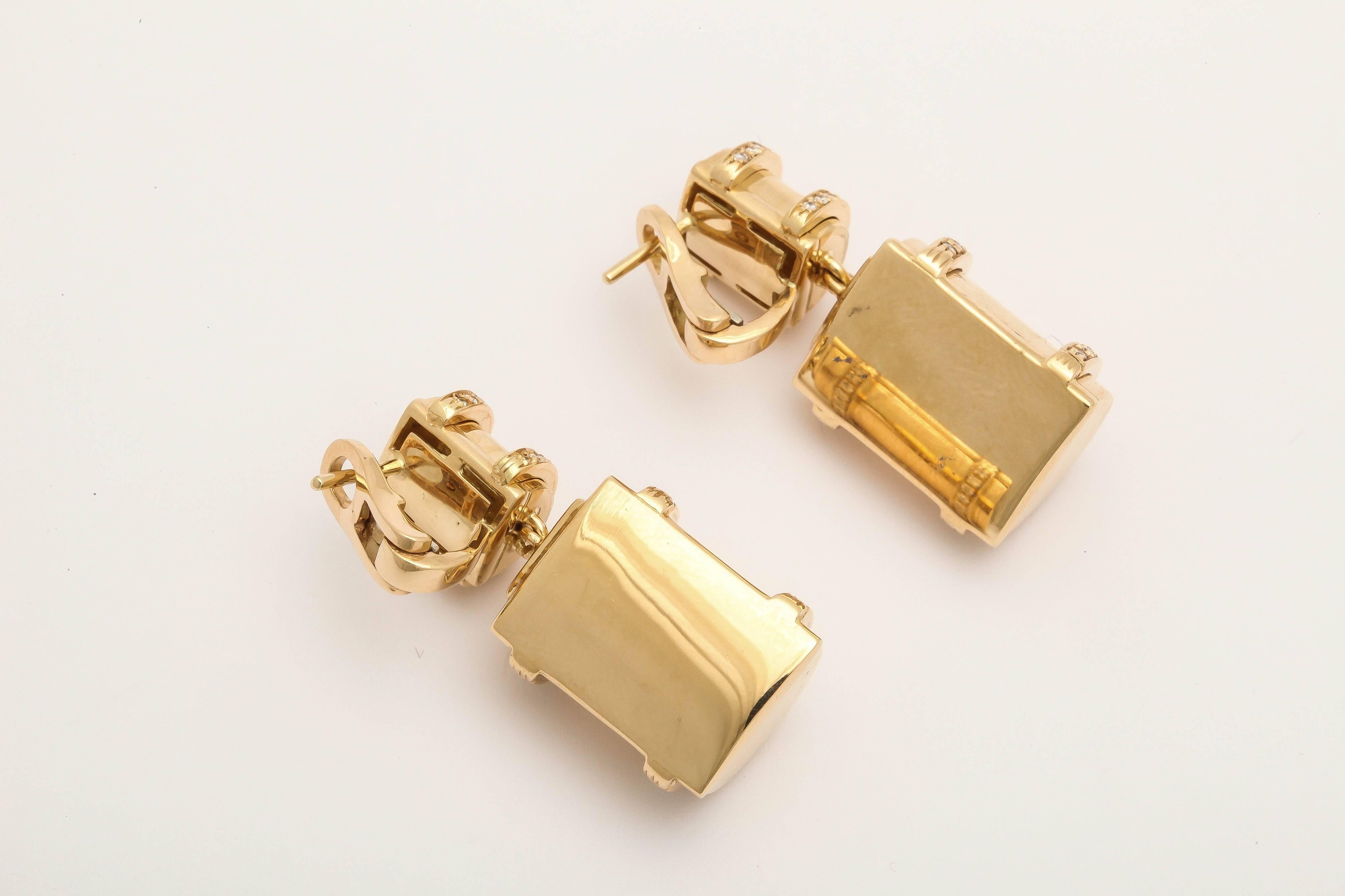 Faraone Mennella diamond gold Bullet Earrings In New Condition For Sale In New York, NY
