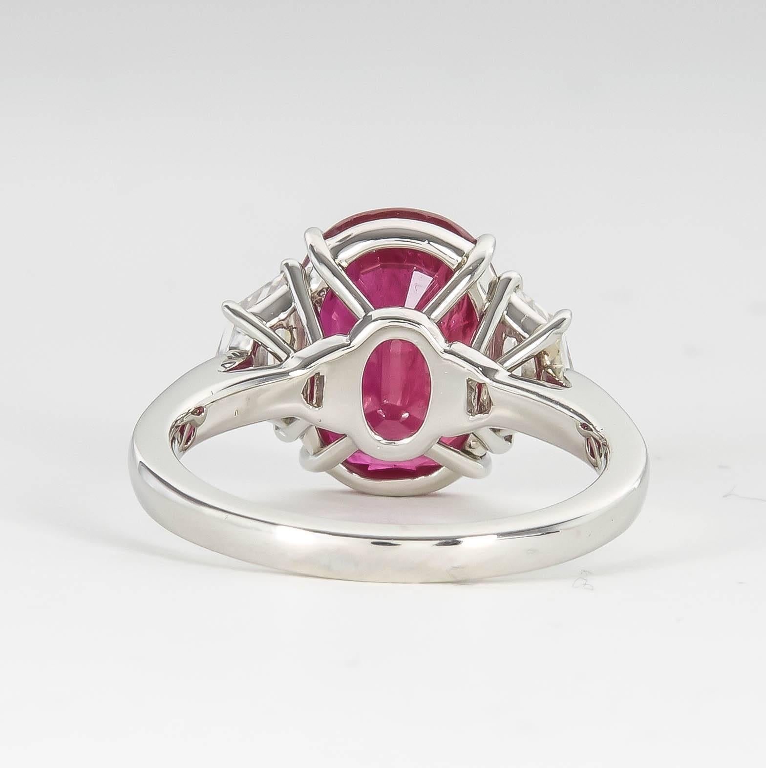 Oval Cut GIA cert 5.33 Carat Ruby Diamond Platinum Cocktail Ring For Sale