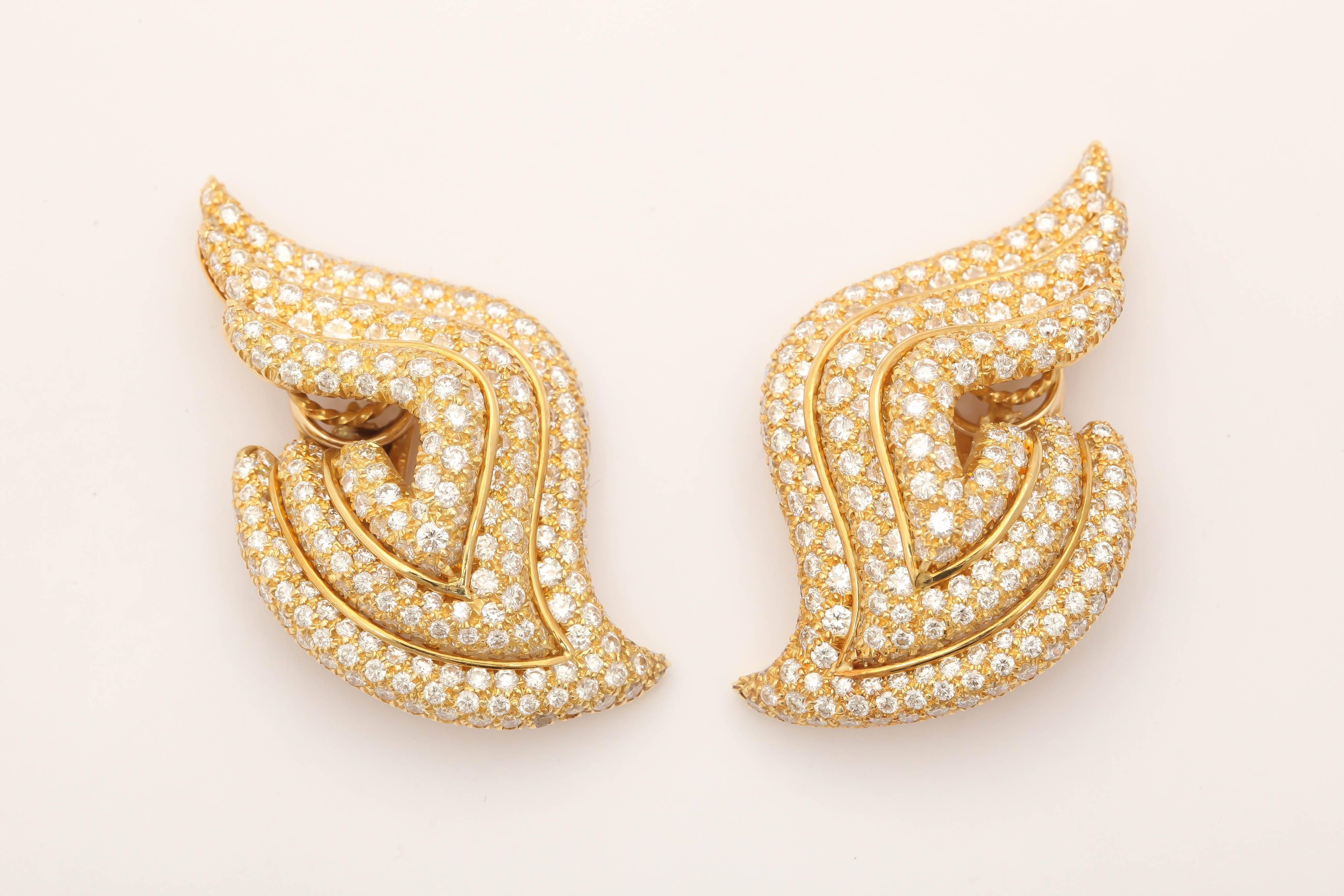 Women's henry Dunay diamond gold Earrings