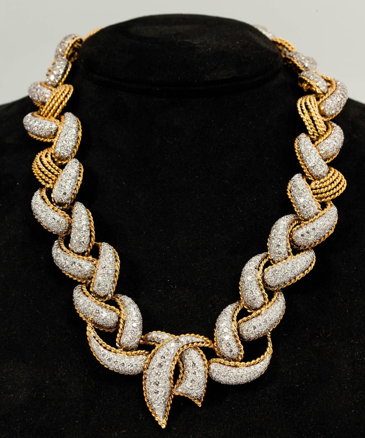 Beautiful Diamond Gold Platinum Necklace For Sale at 1stdibs