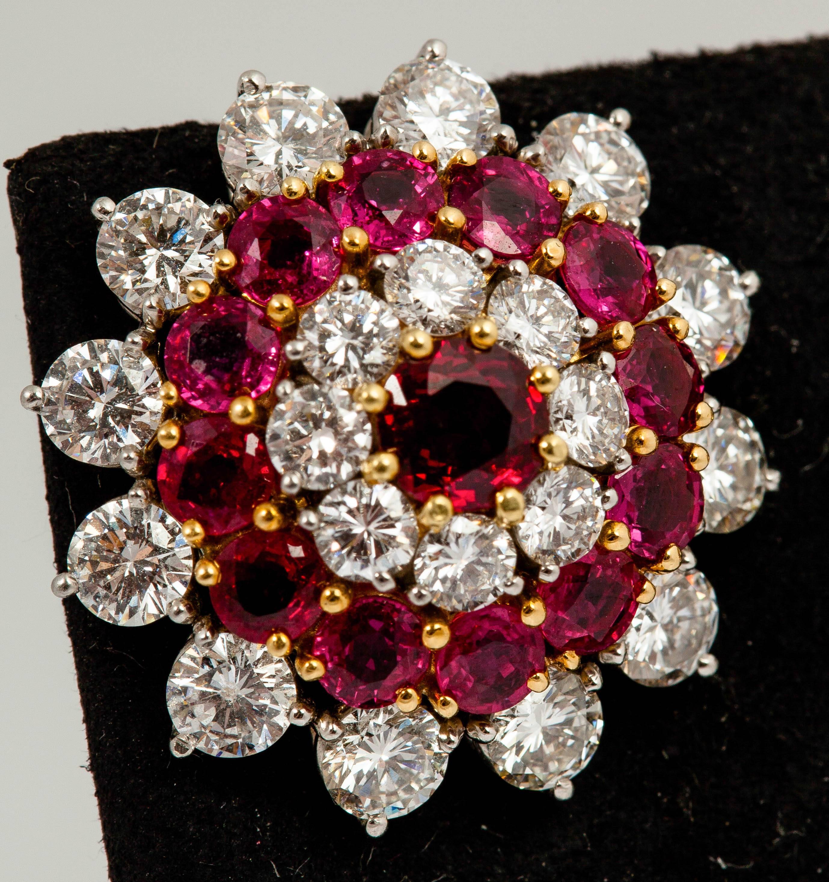 Beautiful Rubies and Diamonds Earrings In Excellent Condition In New York, NY