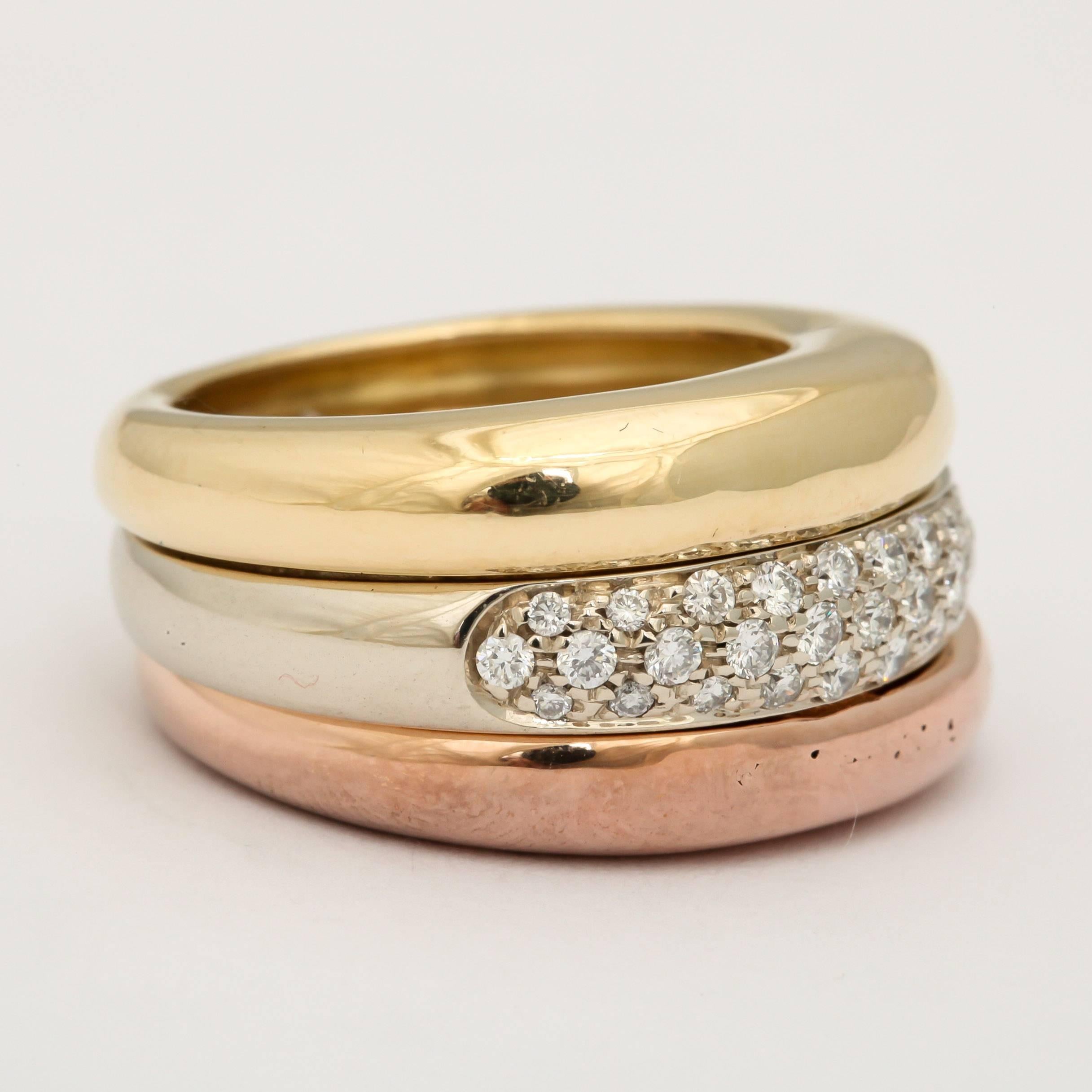 1990s Cartier Paris Diamond Three Color Gold Triple Movable Bands Ring In Good Condition In New York, NY