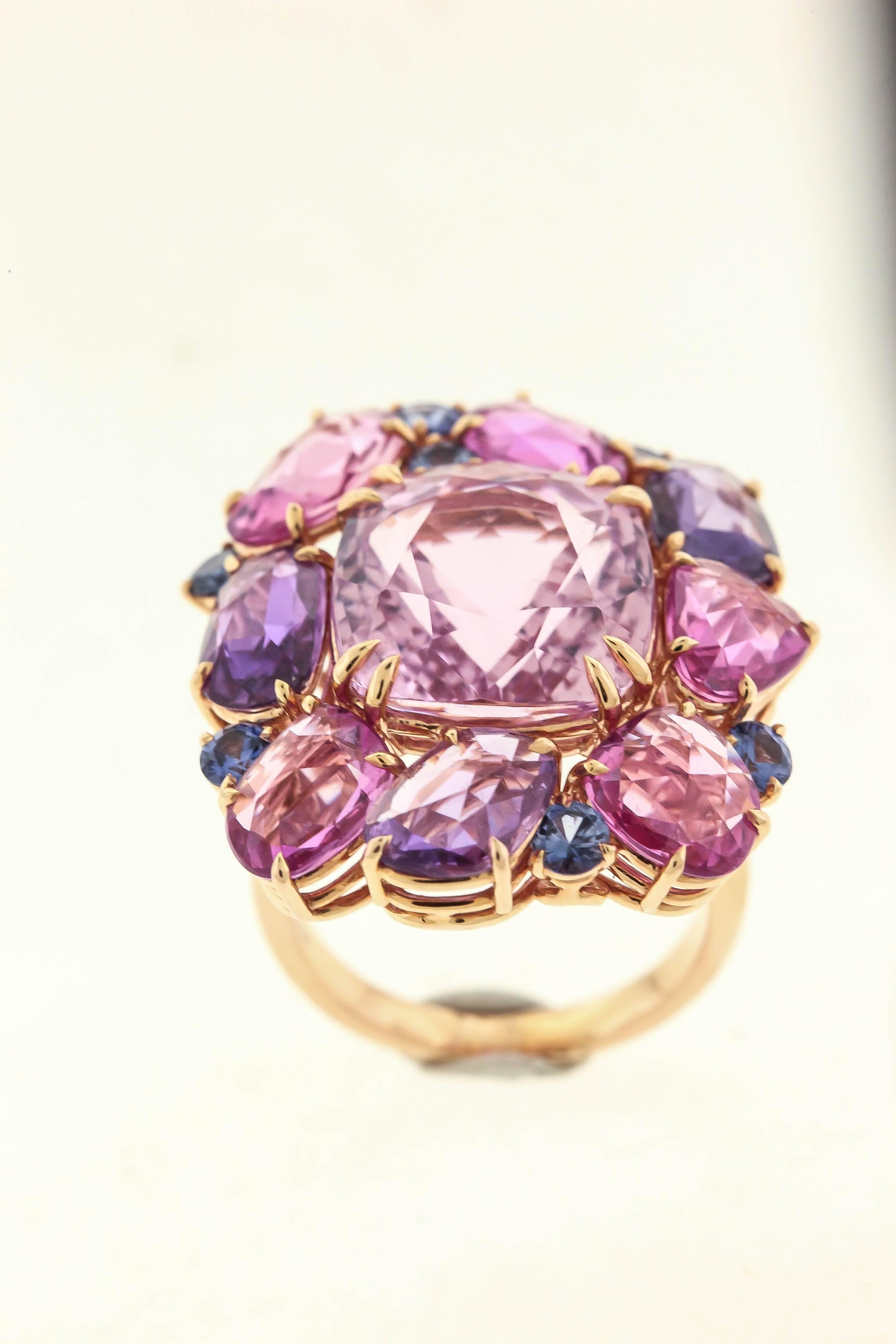 Magnificent Gem Kunzite Sapphire gold Cocktail Ring For Sale 2