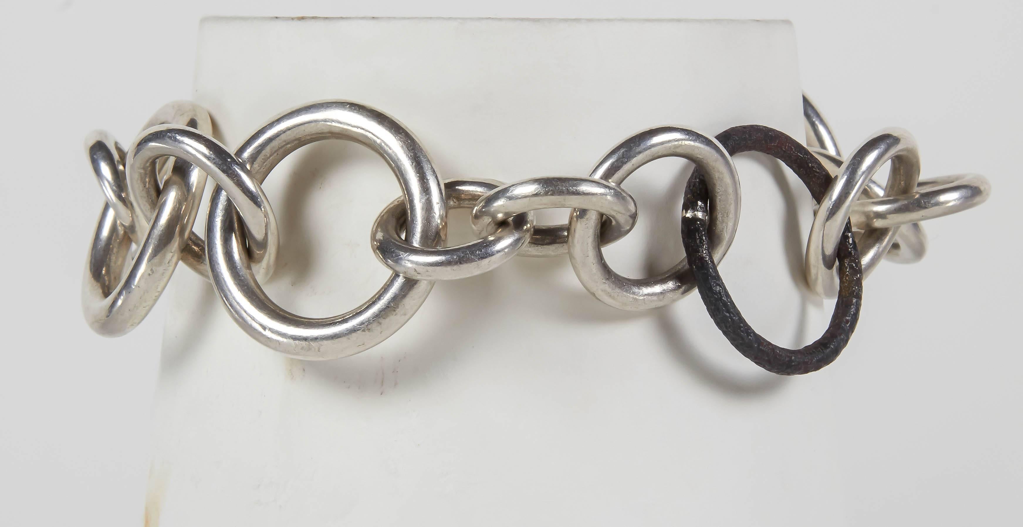 Jean Grisoni Silver Link Bracelet with One Oxydized Steel Link In Excellent Condition For Sale In New York, NY
